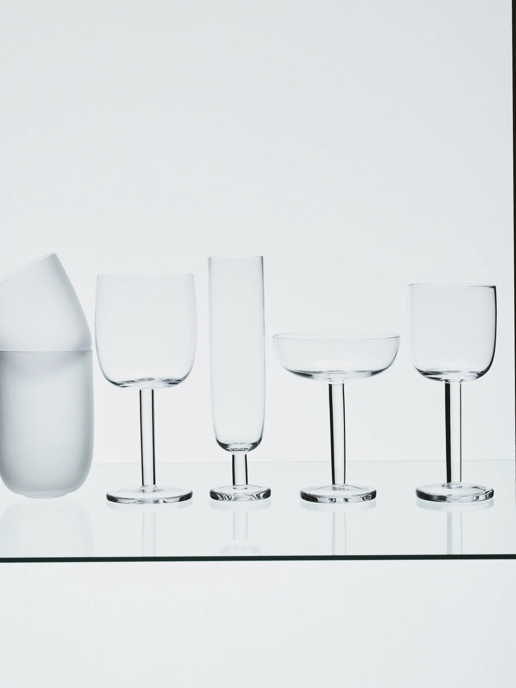 Base White Wine Glass - Set of 4