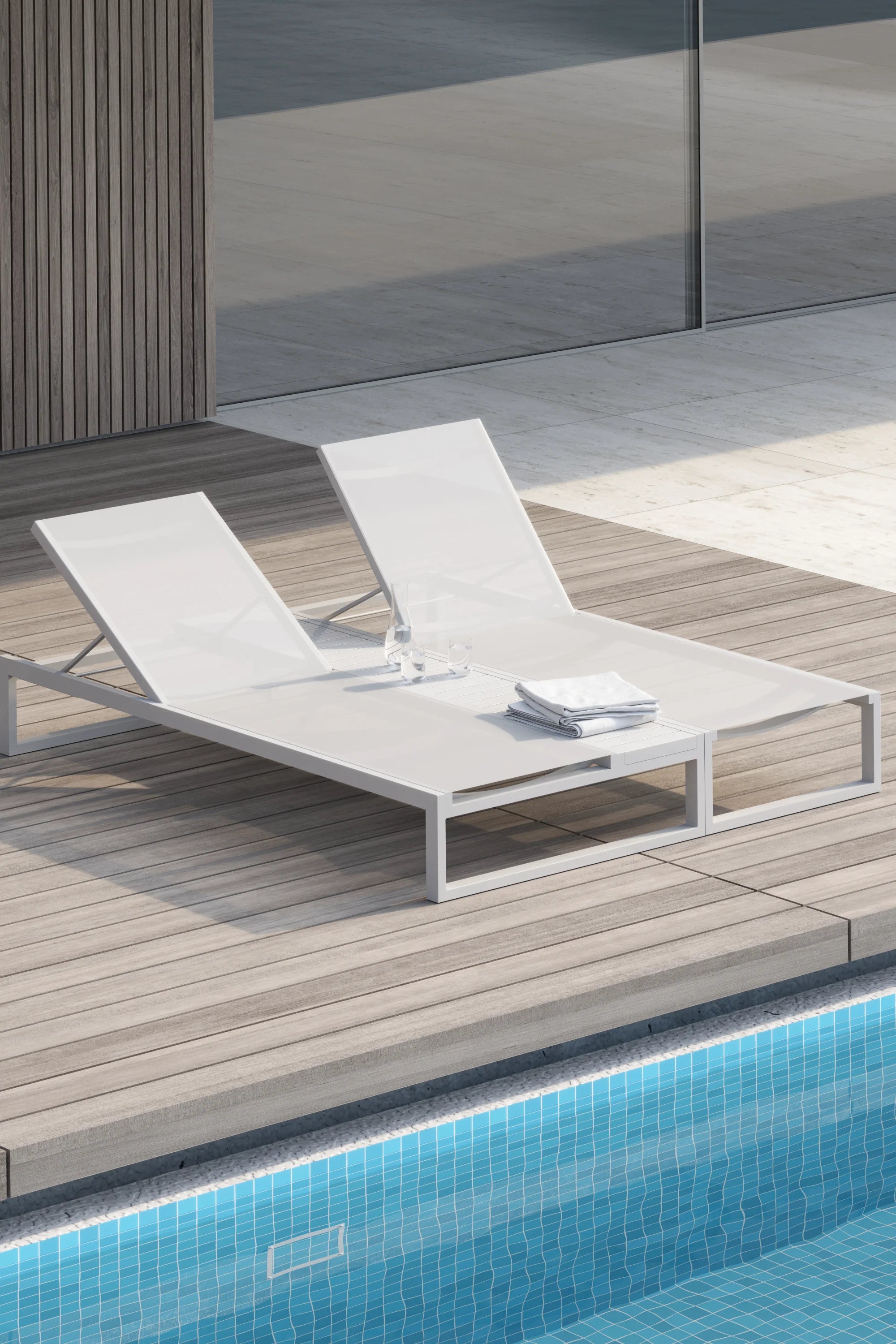 Eos Platform Lounger