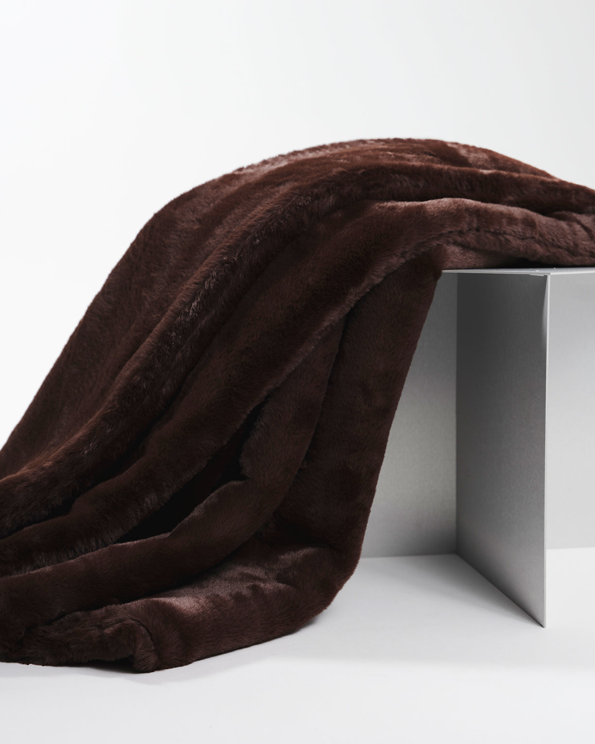 Brady - Faux Fur Blanket