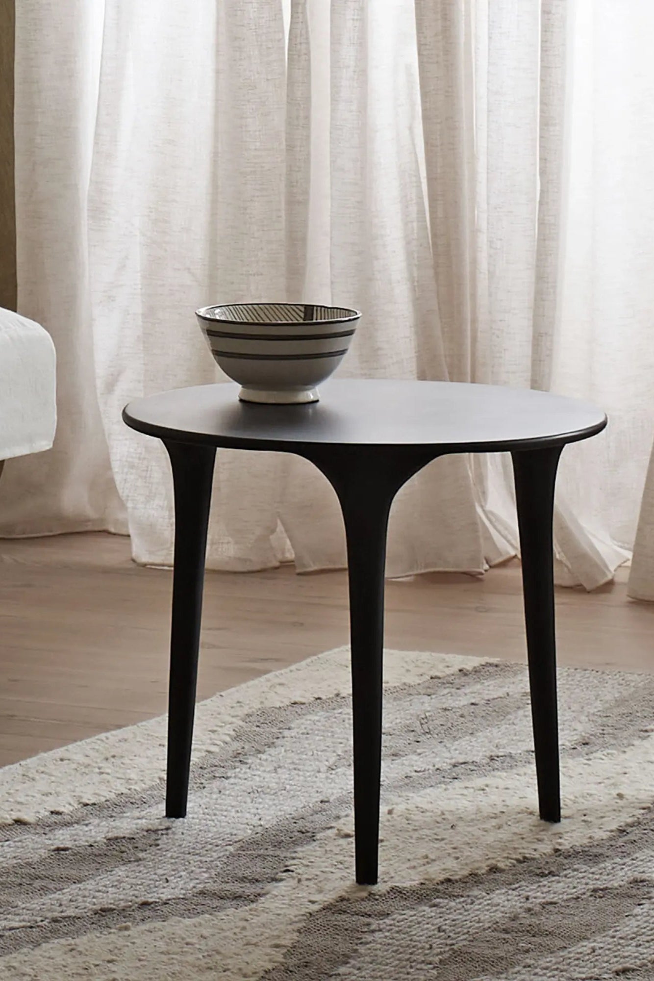 Feel Recycled Aluminium Table showcasing its sleek and minimalist design
