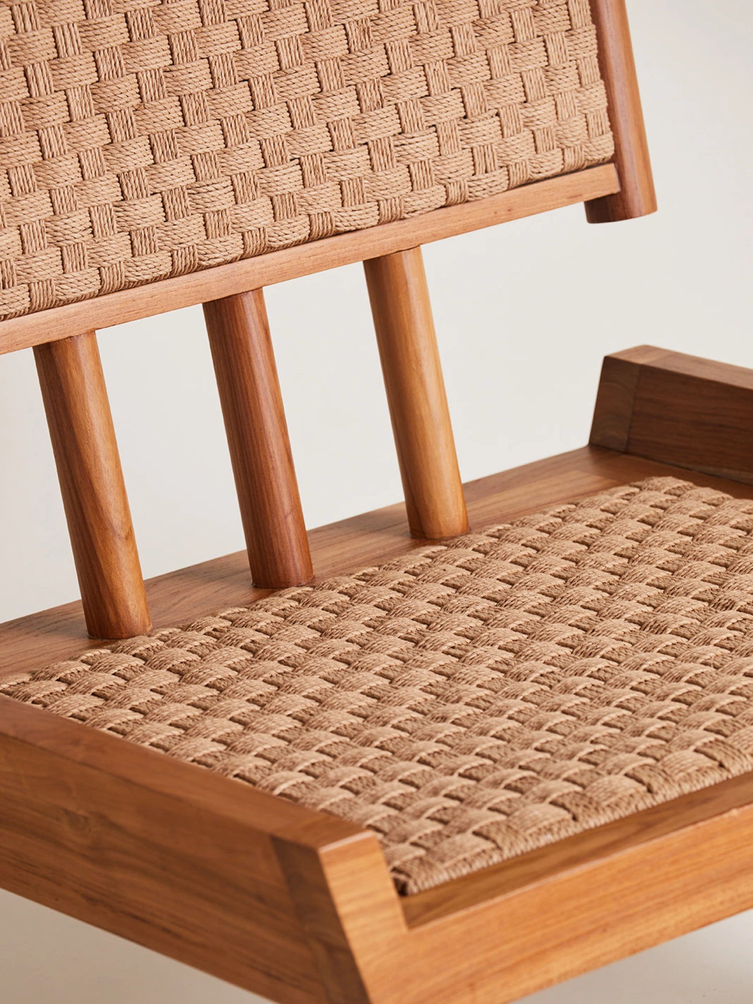 Foli Lounge Chair
