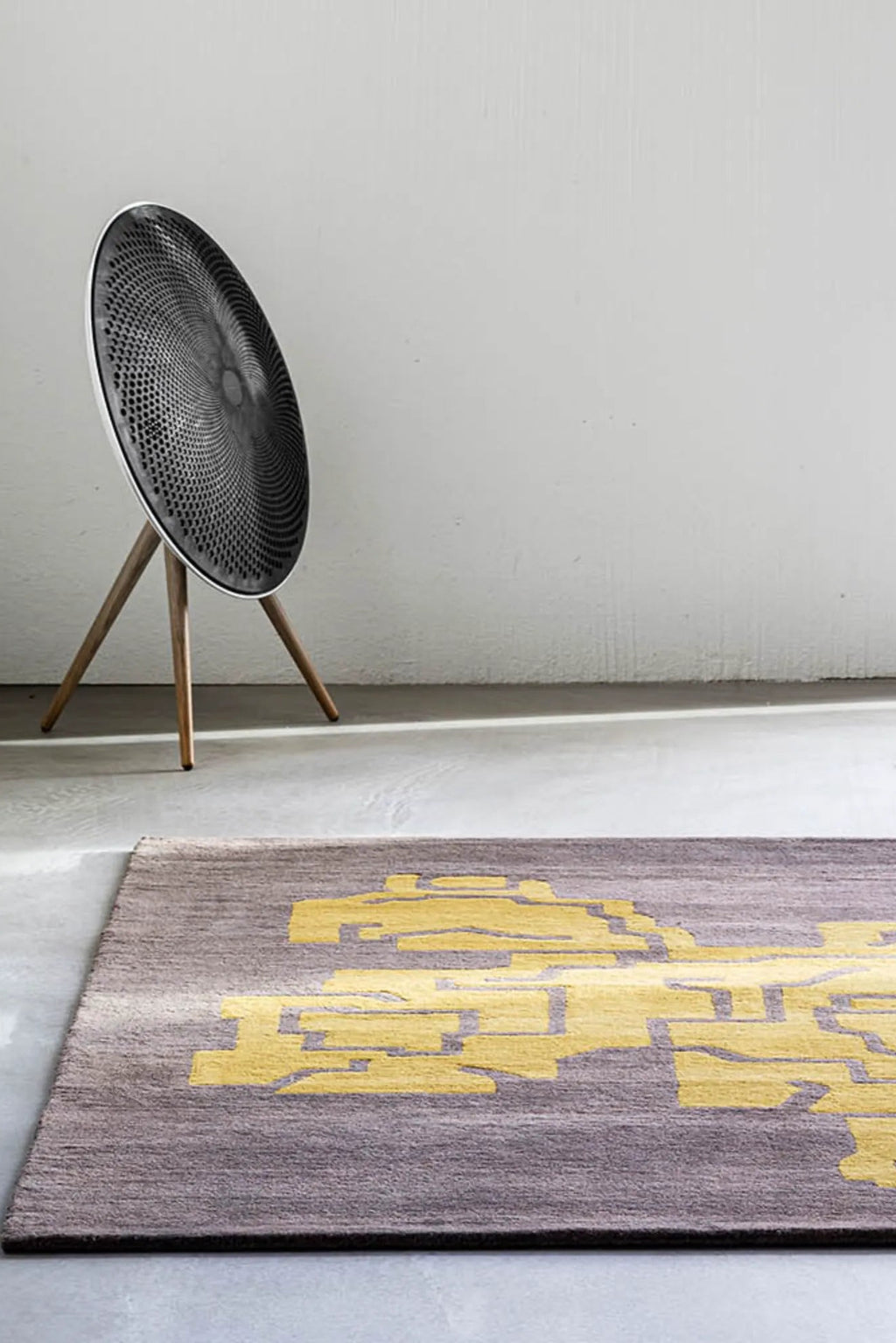 Beautiful and intricate geometric patterned Structures Rug in vibrant colors 
