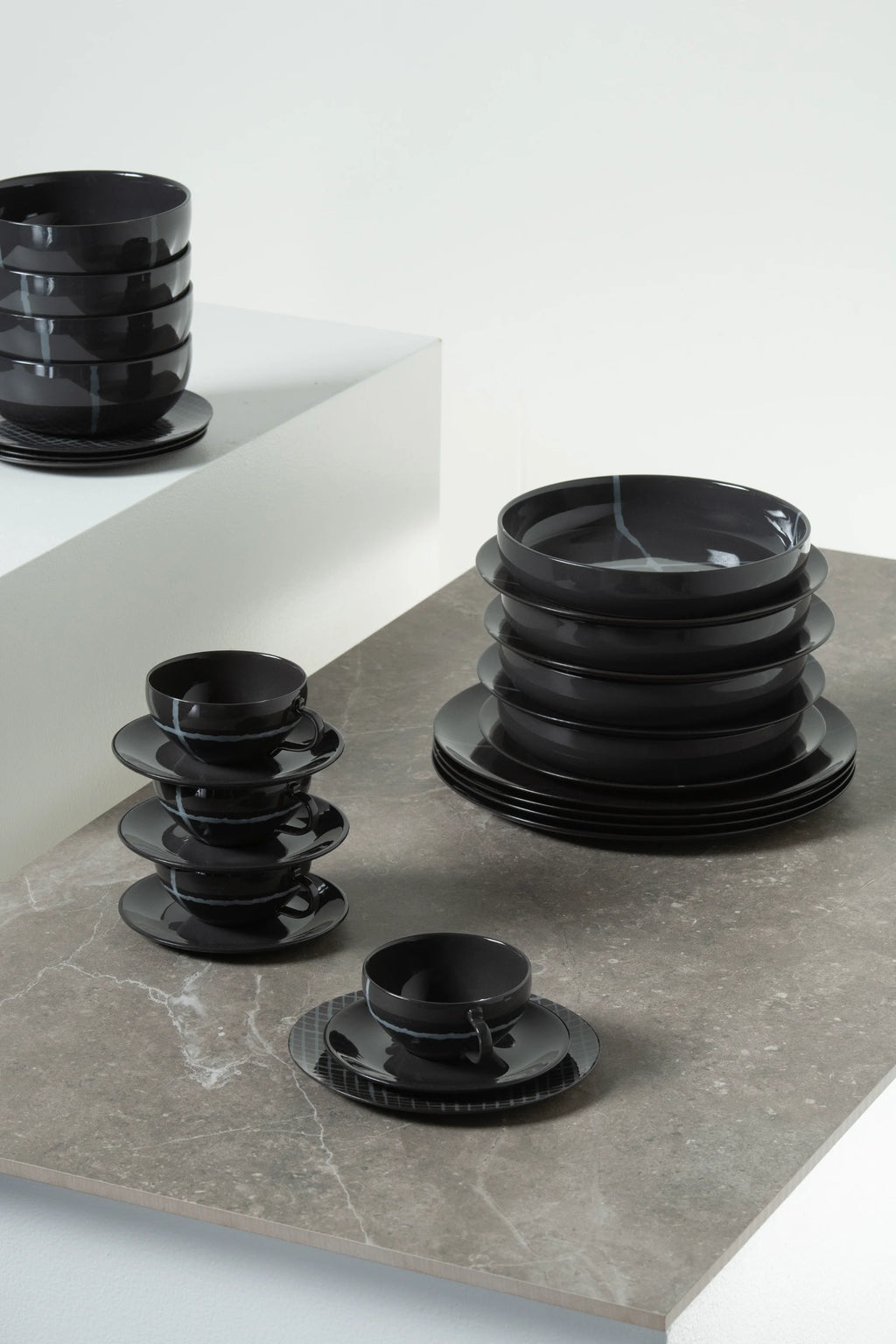 Zuma Tableware Set - 28 pieces - THAT COOL LIVING