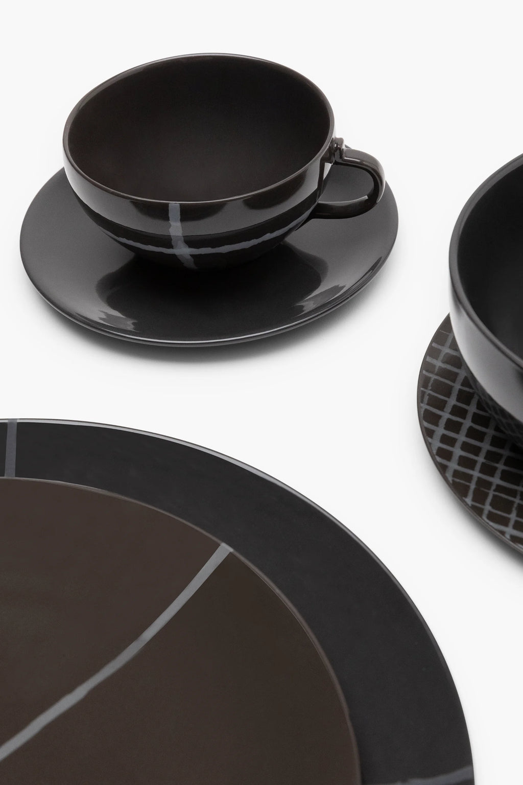 Zuma Tableware Set - 28 pieces - THAT COOL LIVING