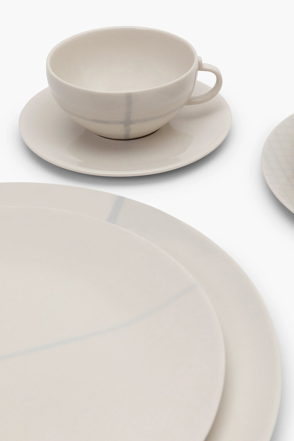 Zuma Tableware Set - 28 pieces - THAT COOL LIVING