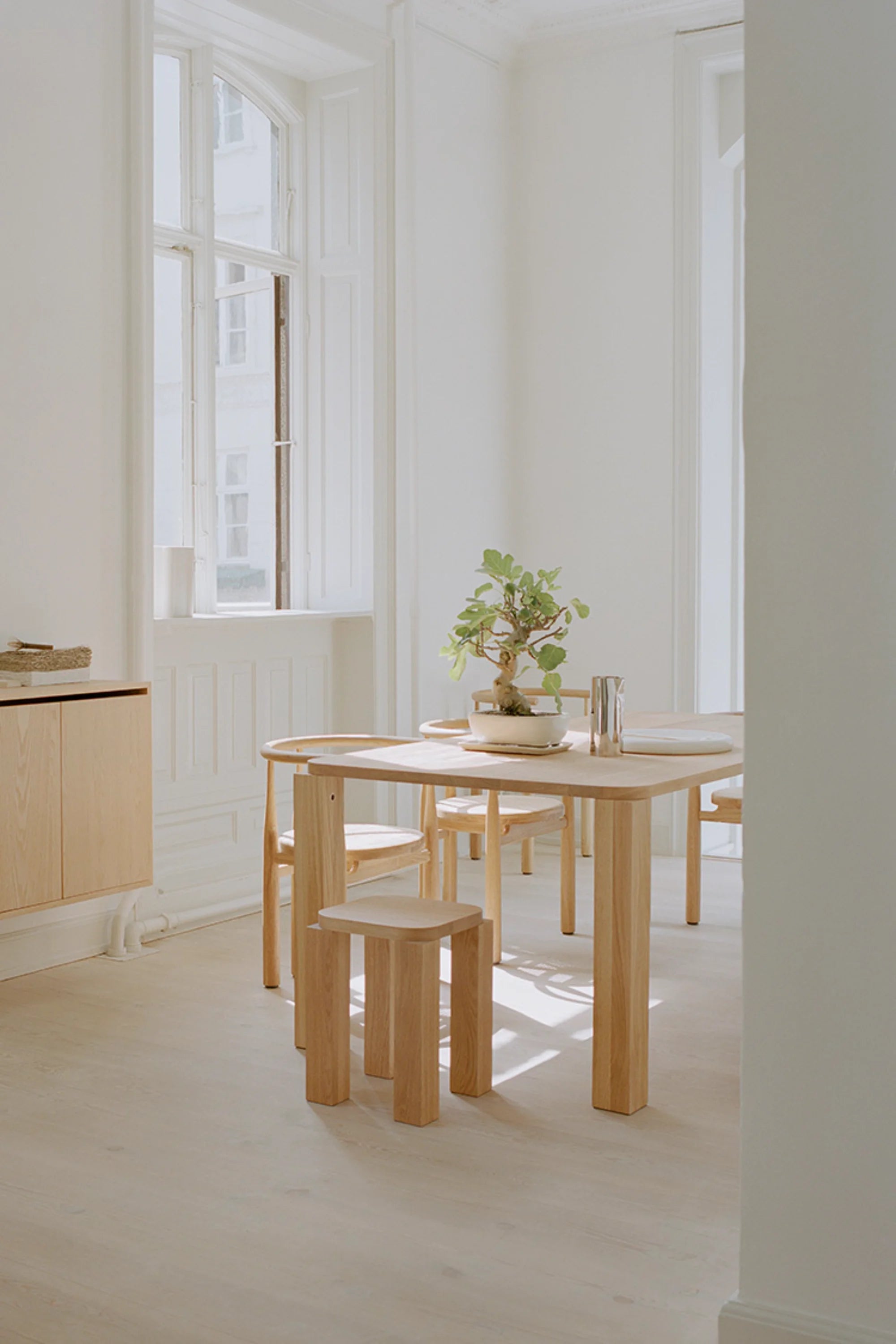 Atlas Stool