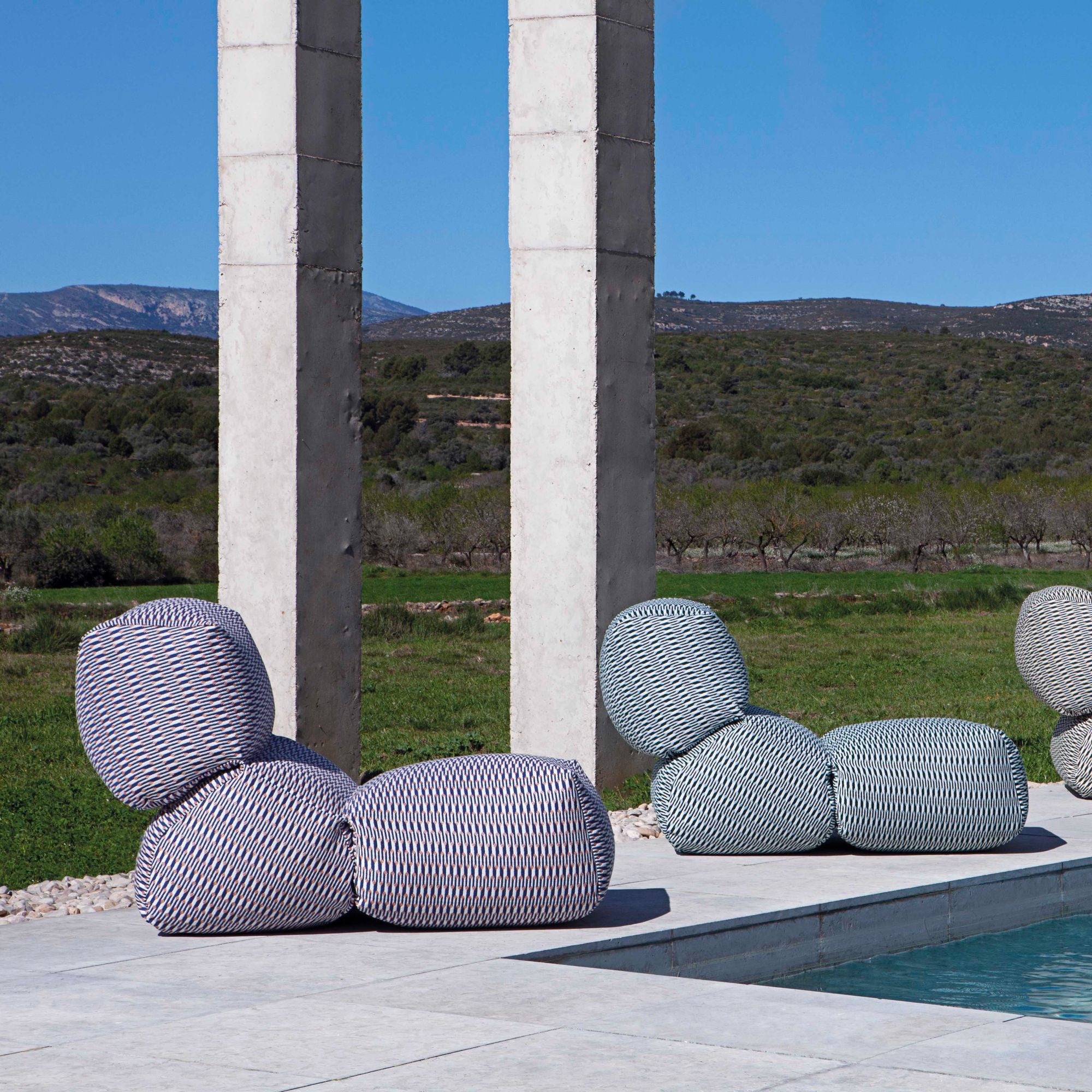 Grapy Outdoor Lounge - THAT COOL LIVING