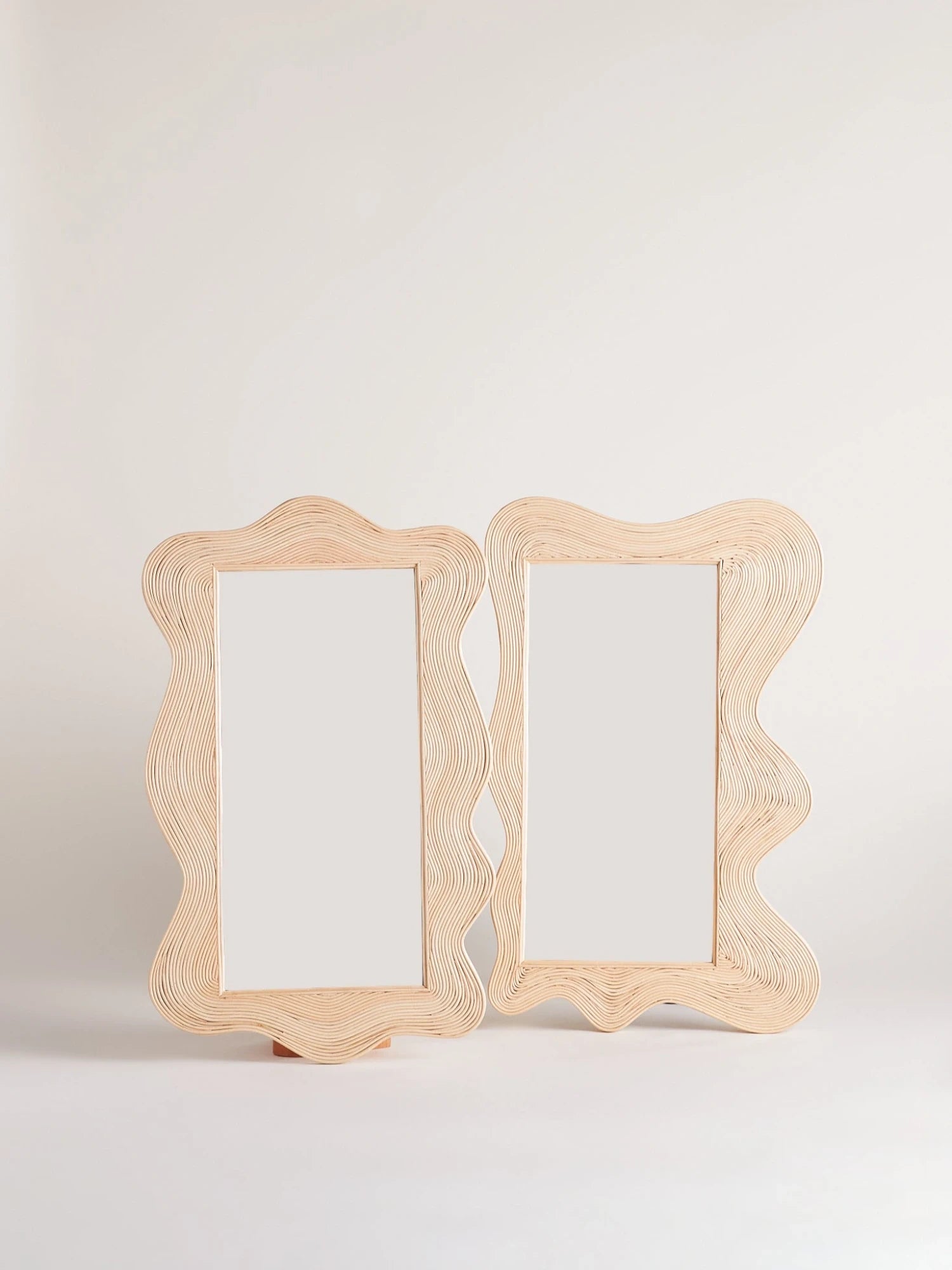 Sofia Mirror