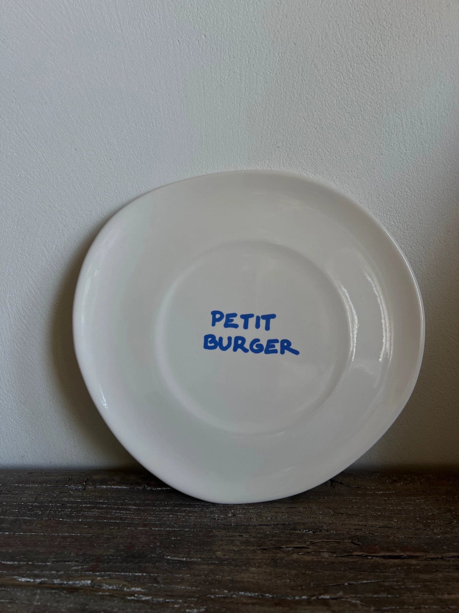 Petit Burger Plate by TCL Selects - THAT COOL LIVING