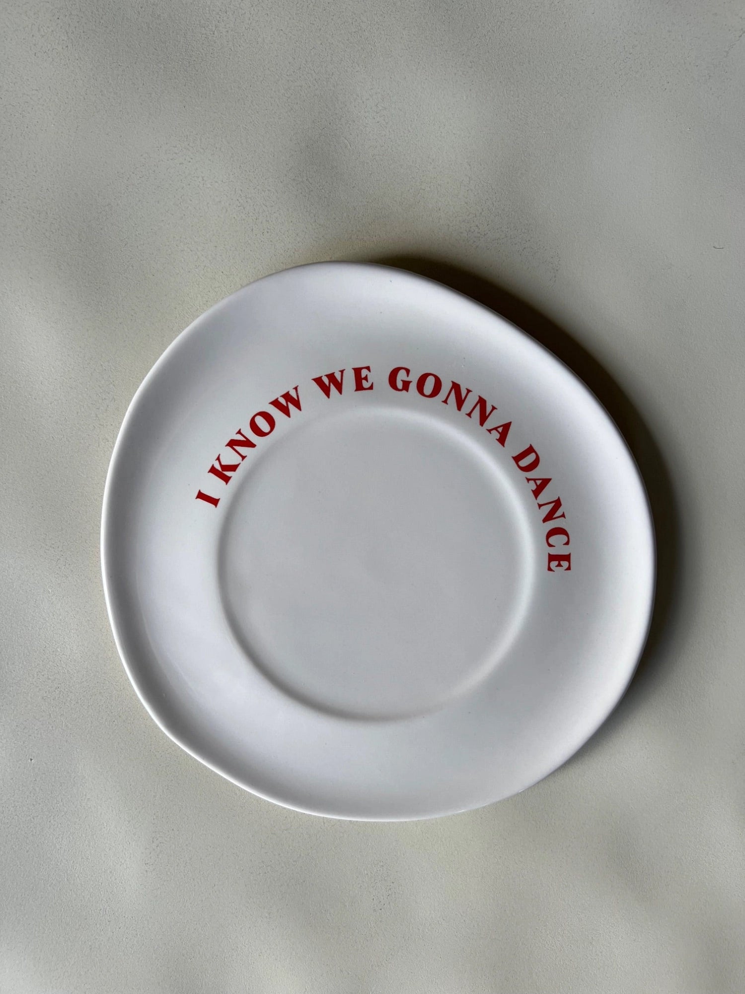 I Know We Gonna Dance Plate by TCL Selects - THAT COOL LIVING