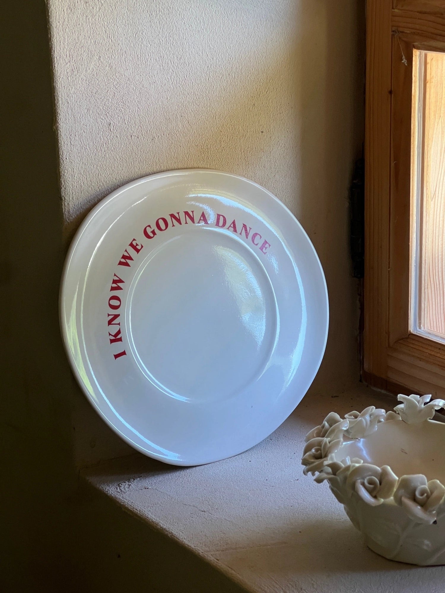 I Know We Gonna Dance Plate by TCL Selects - THAT COOL LIVING