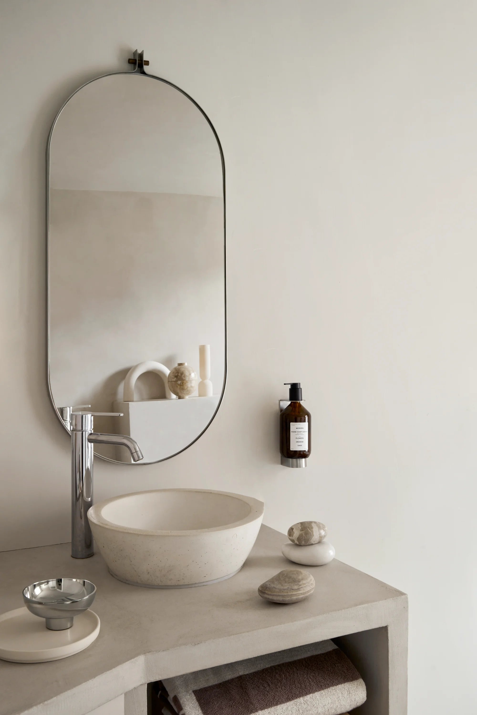 Dowel Capsule Mirror - THAT COOL LIVING