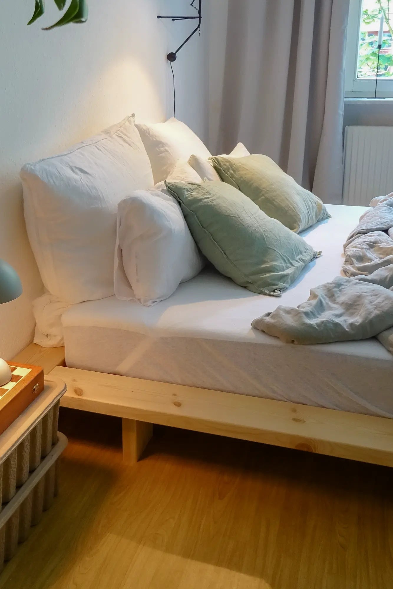 Handcrafted solid wood Japan Bed - Raw, minimalist design, low profile, perfect for modern Japanese-inspired bedroom decor