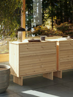 Kommo Dresser