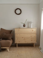 Kommo Dresser