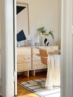 Kommo Dresser