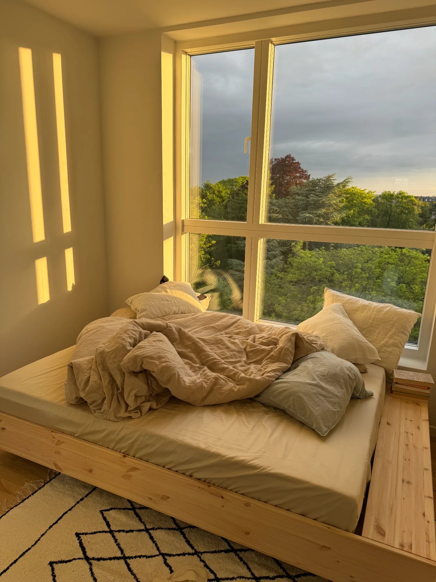 Merge Bed