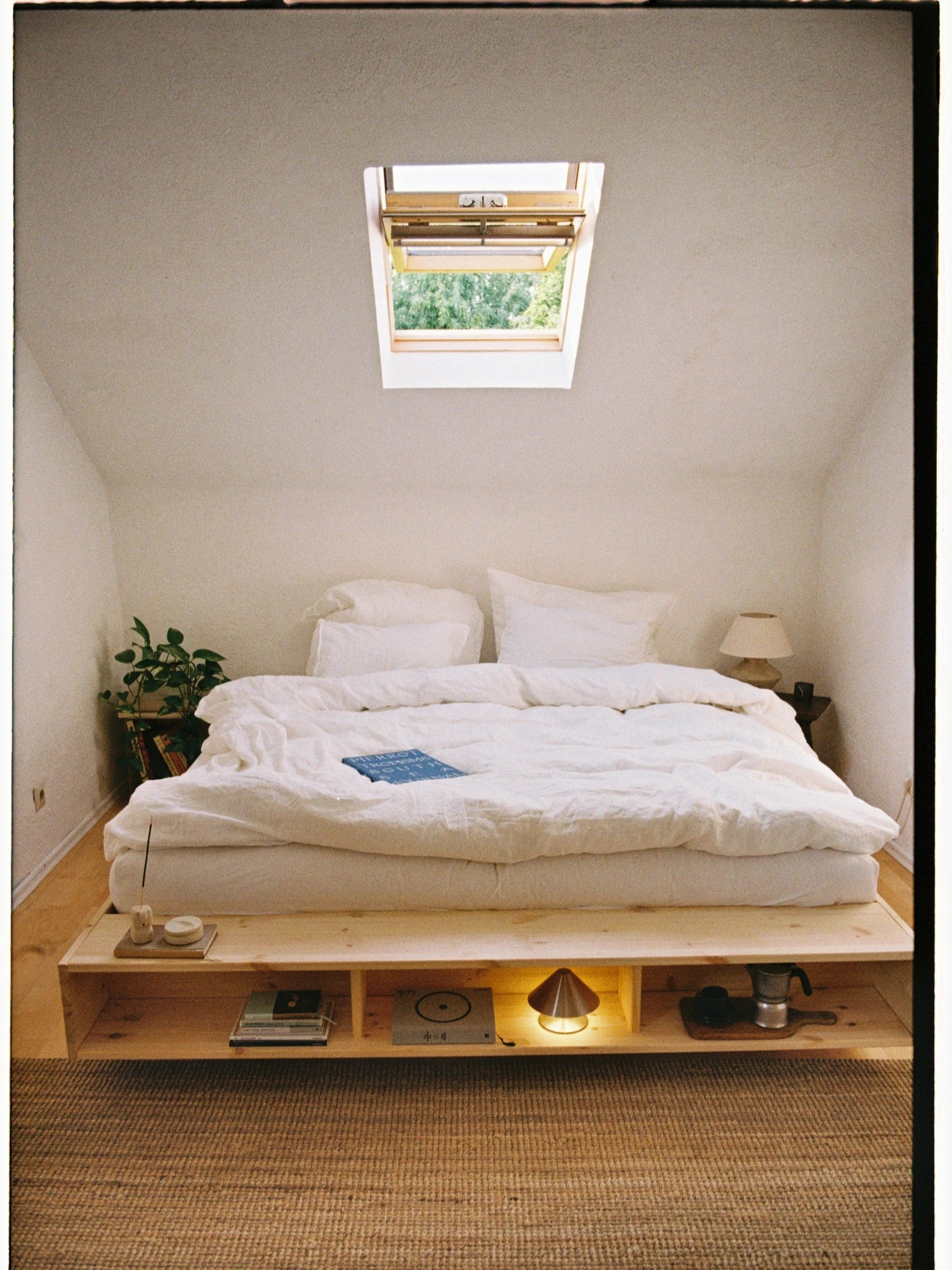 Merge Bed