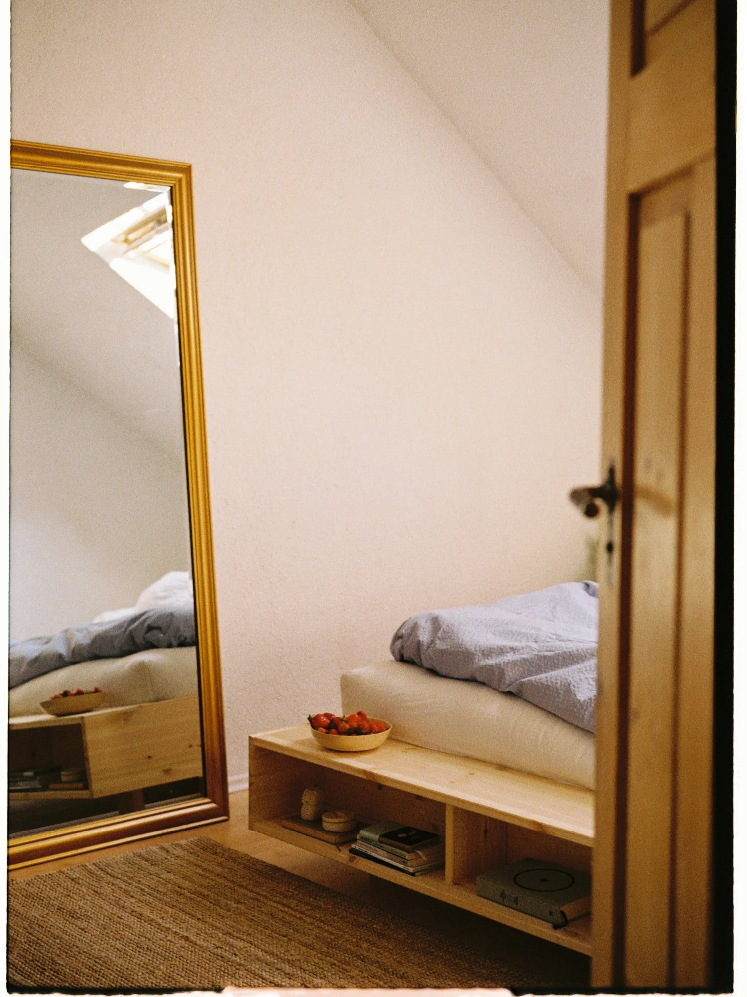 Merge Bed