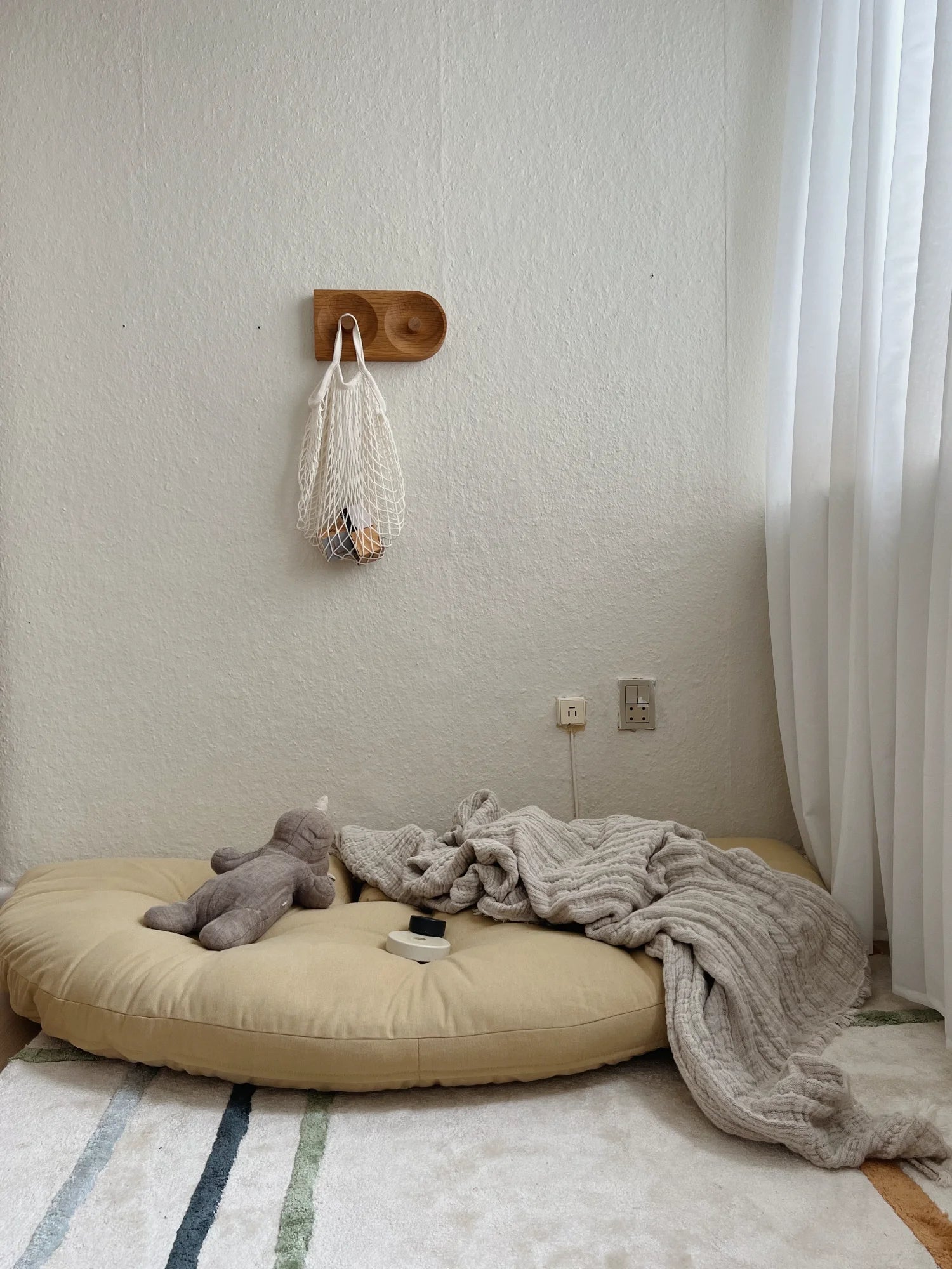 Mini Nido Futon Chair