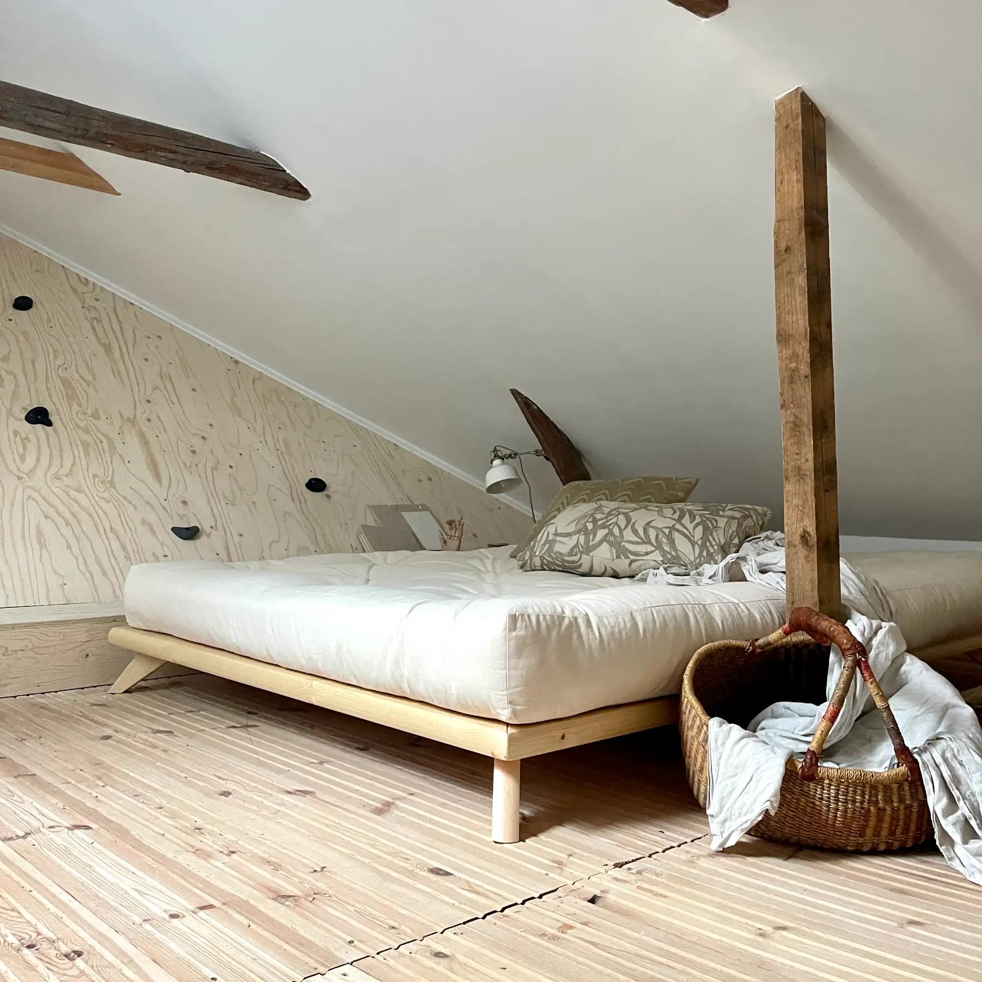 Senza Bed - THAT COOL LIVING