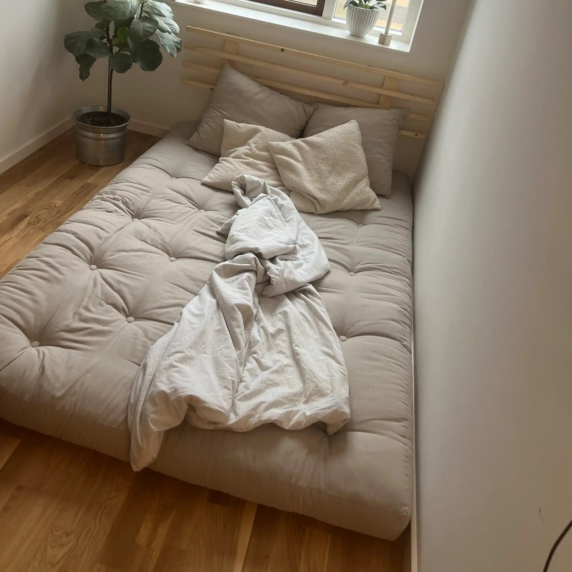 Shin Sano Sofa Bed