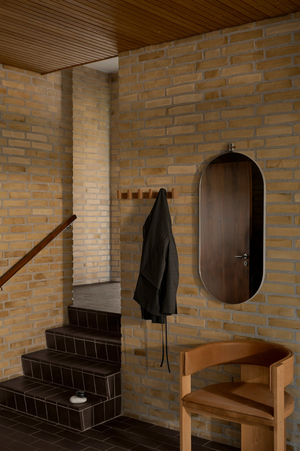 Dowel Capsule Mirror - THAT COOL LIVING