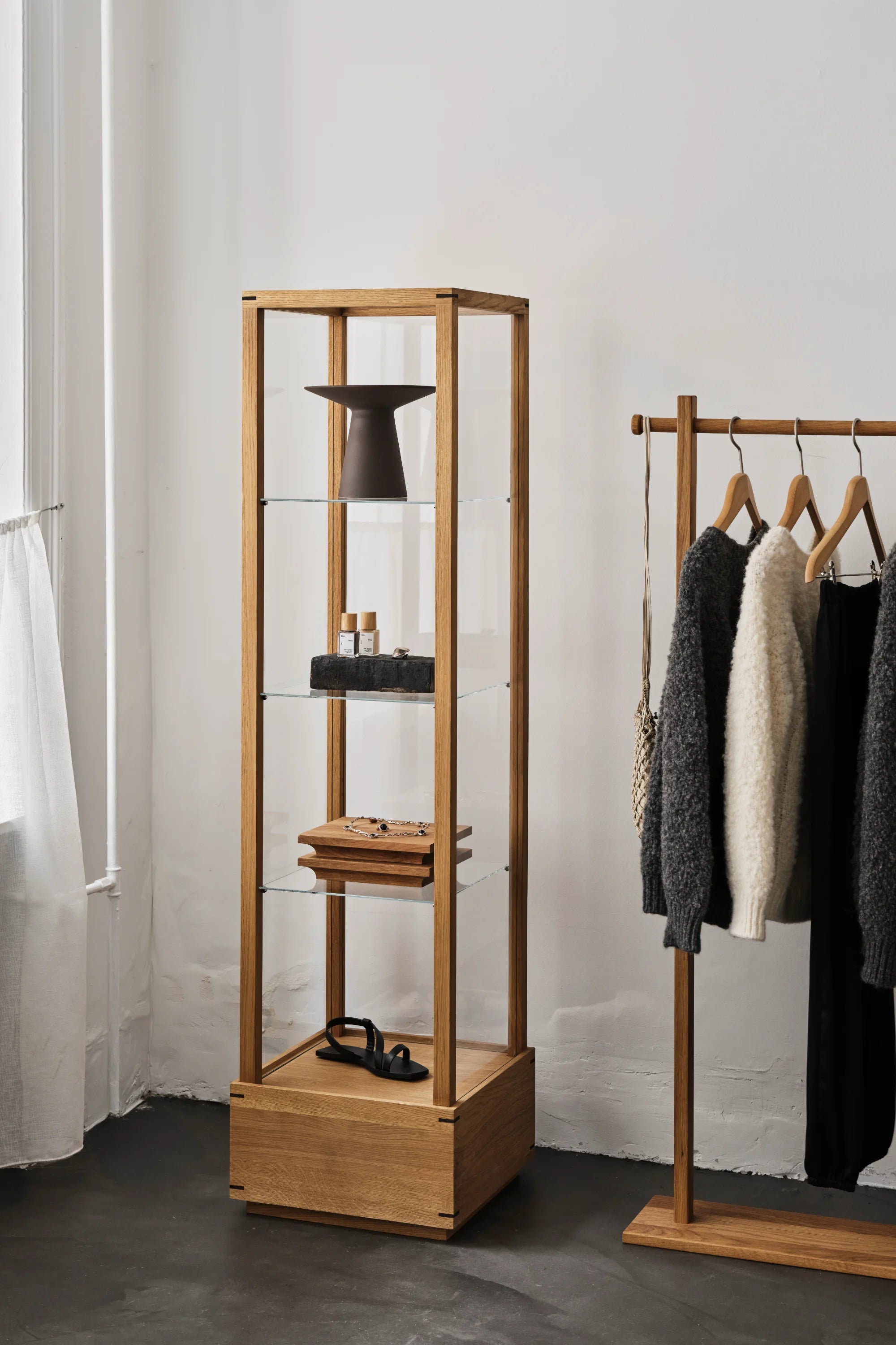 Capital Podium - THAT COOL LIVING