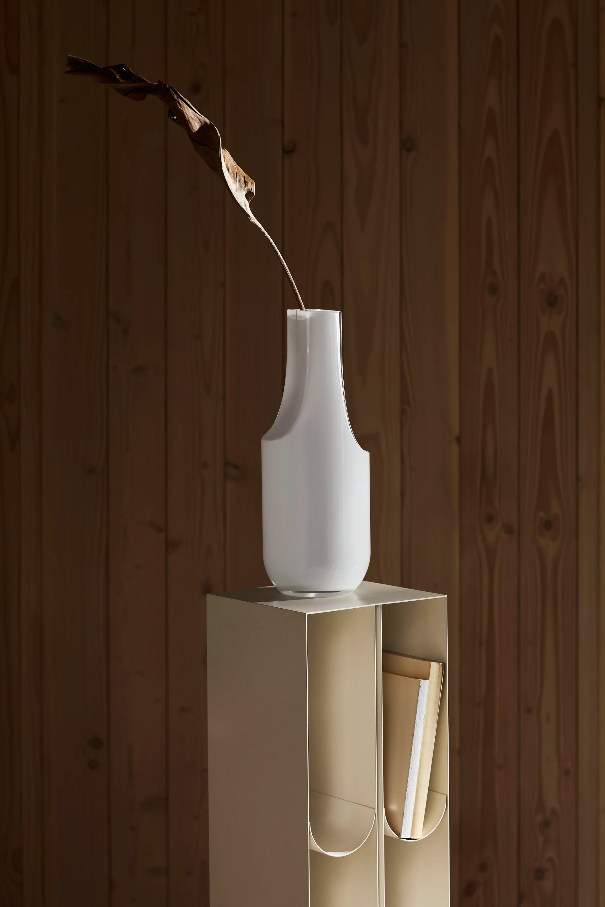 Curved Pedestal - THAT COOL LIVING