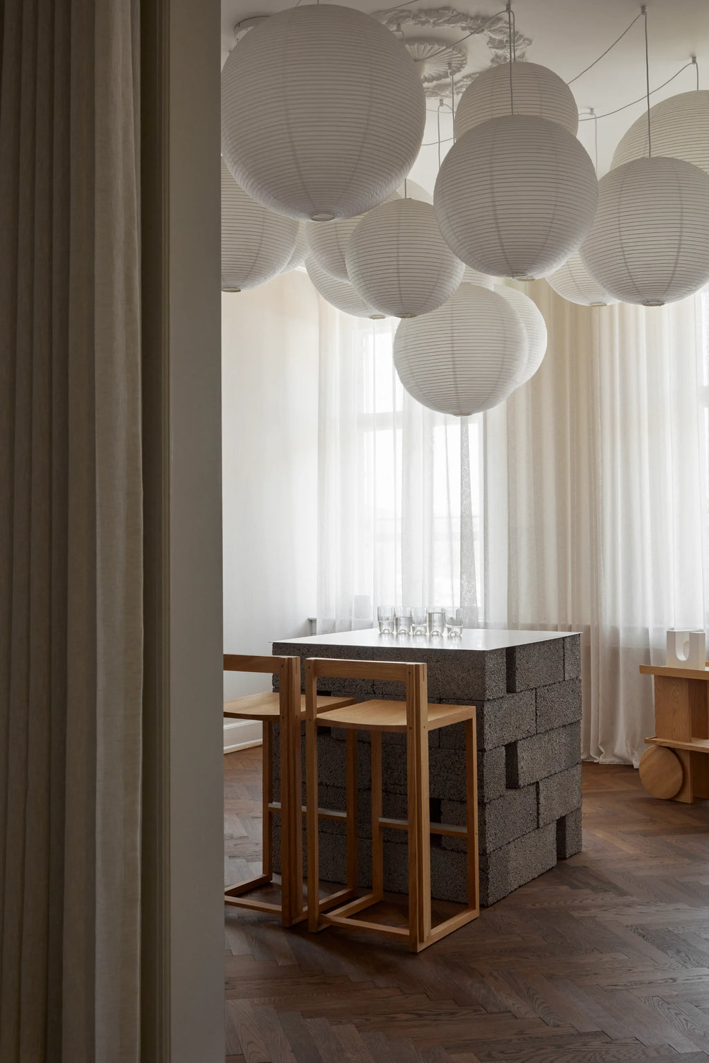 Outline Bar Chair - THAT COOL LIVING