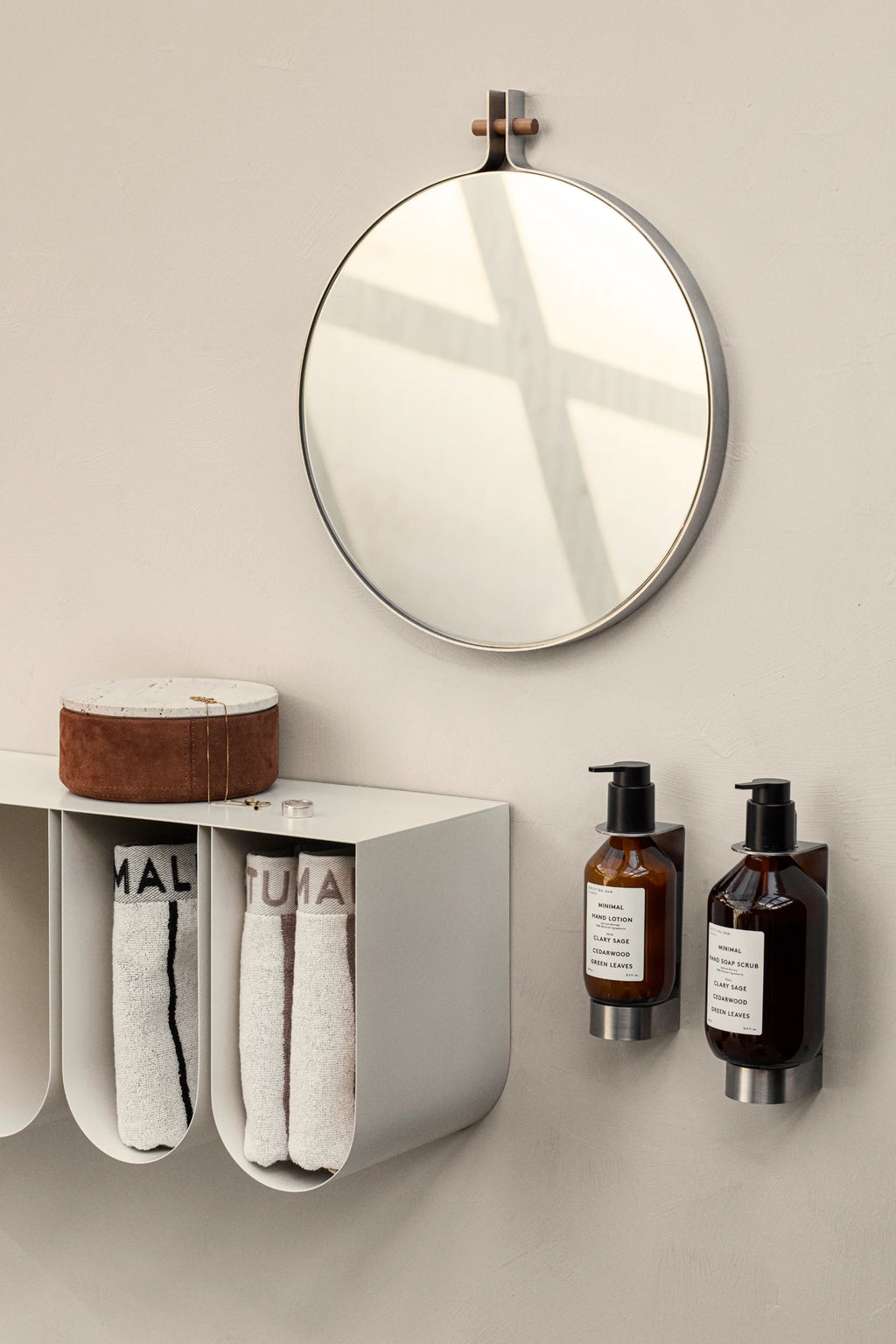 Dowel Round Mirror - THAT COOL LIVING