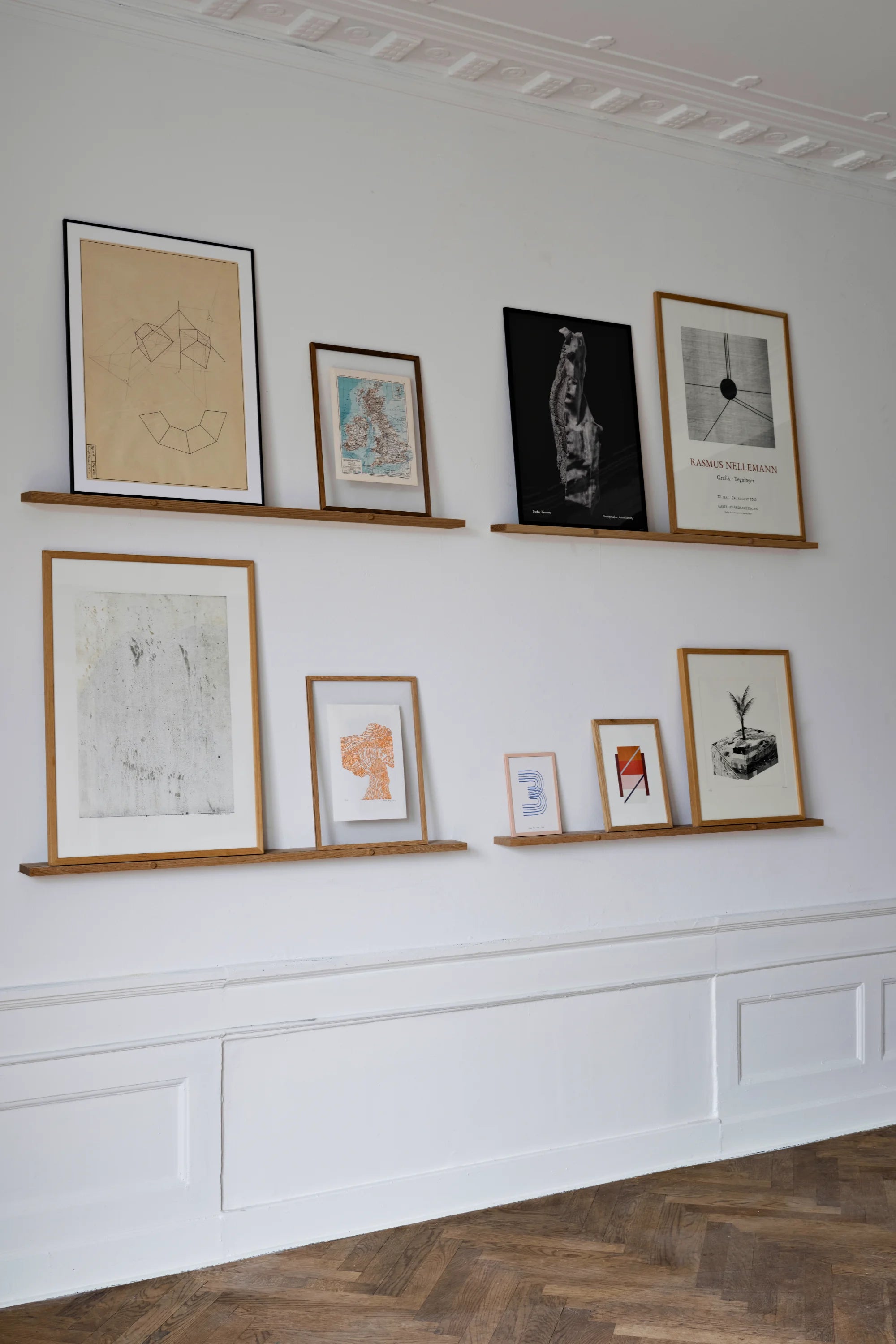 Gallery Shelf