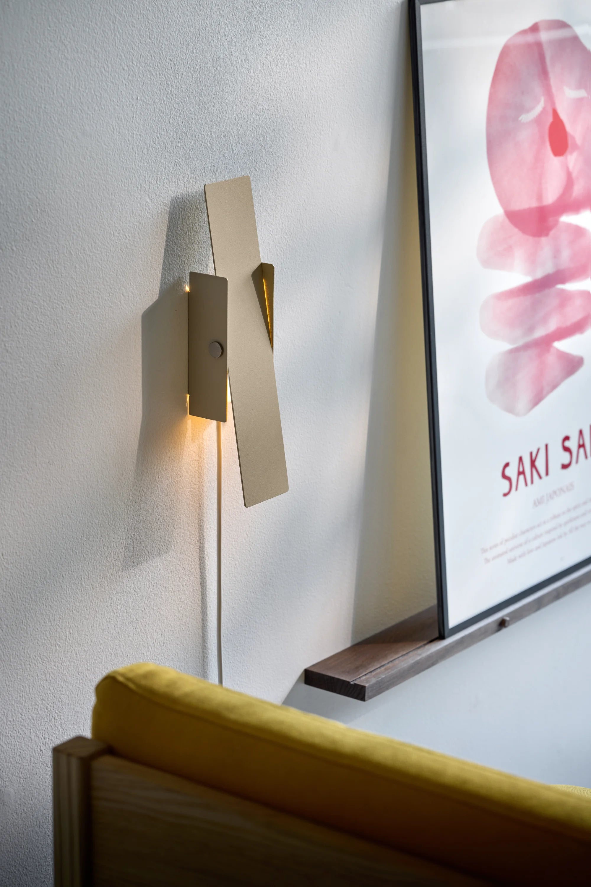 Pivoting Wall Lamp - THAT COOL LIVING