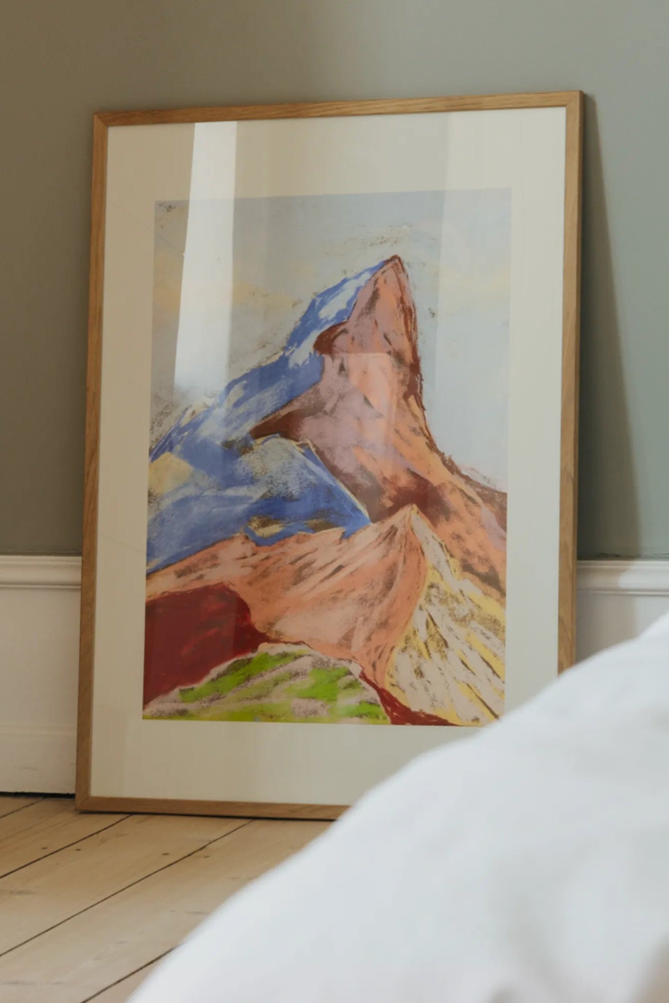 Cuillin Ridge IV: A durable and versatile outdoor backpack for hiking and camping adventures