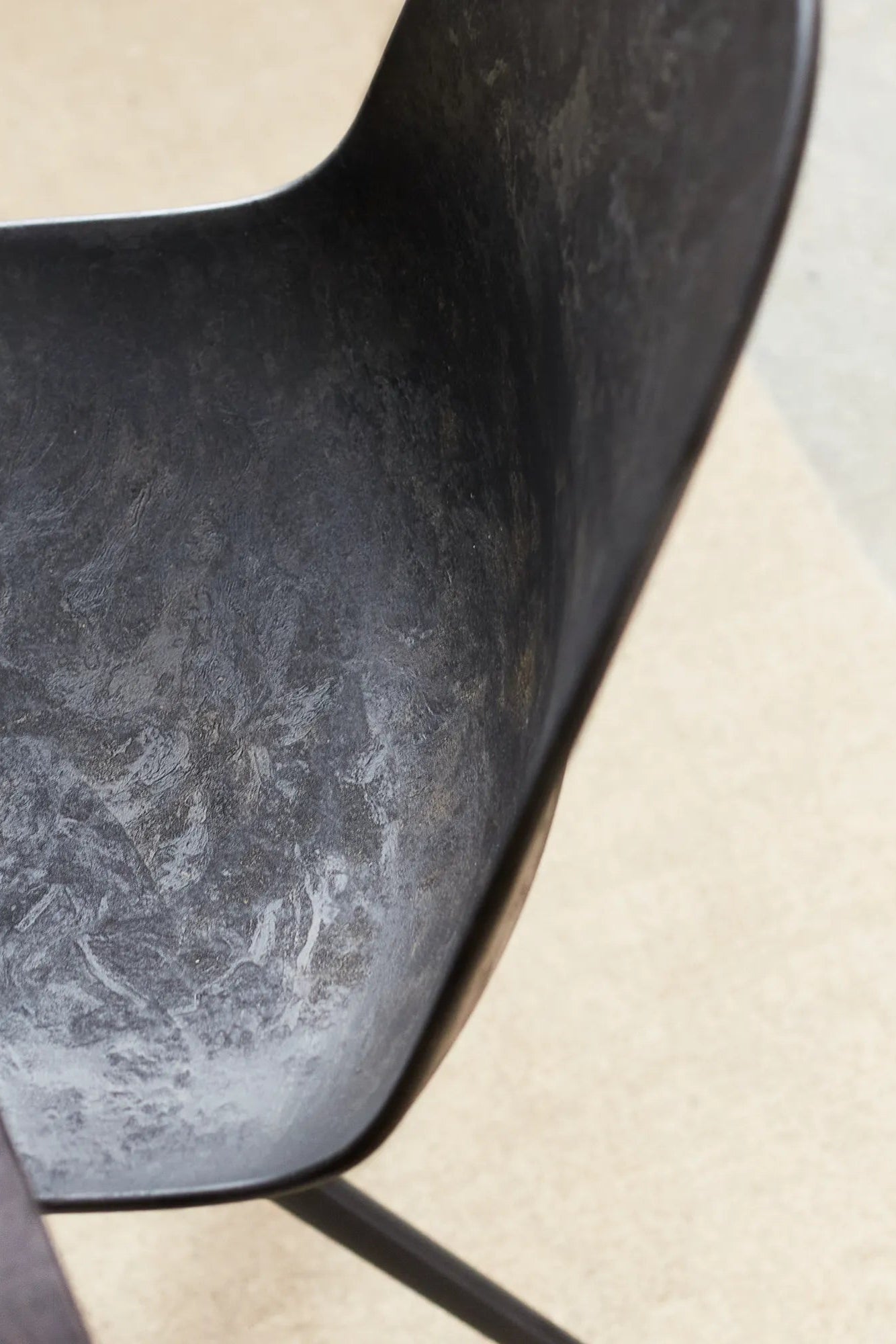 Eternity Swivel Black Base w/ castors - THAT COOL LIVING