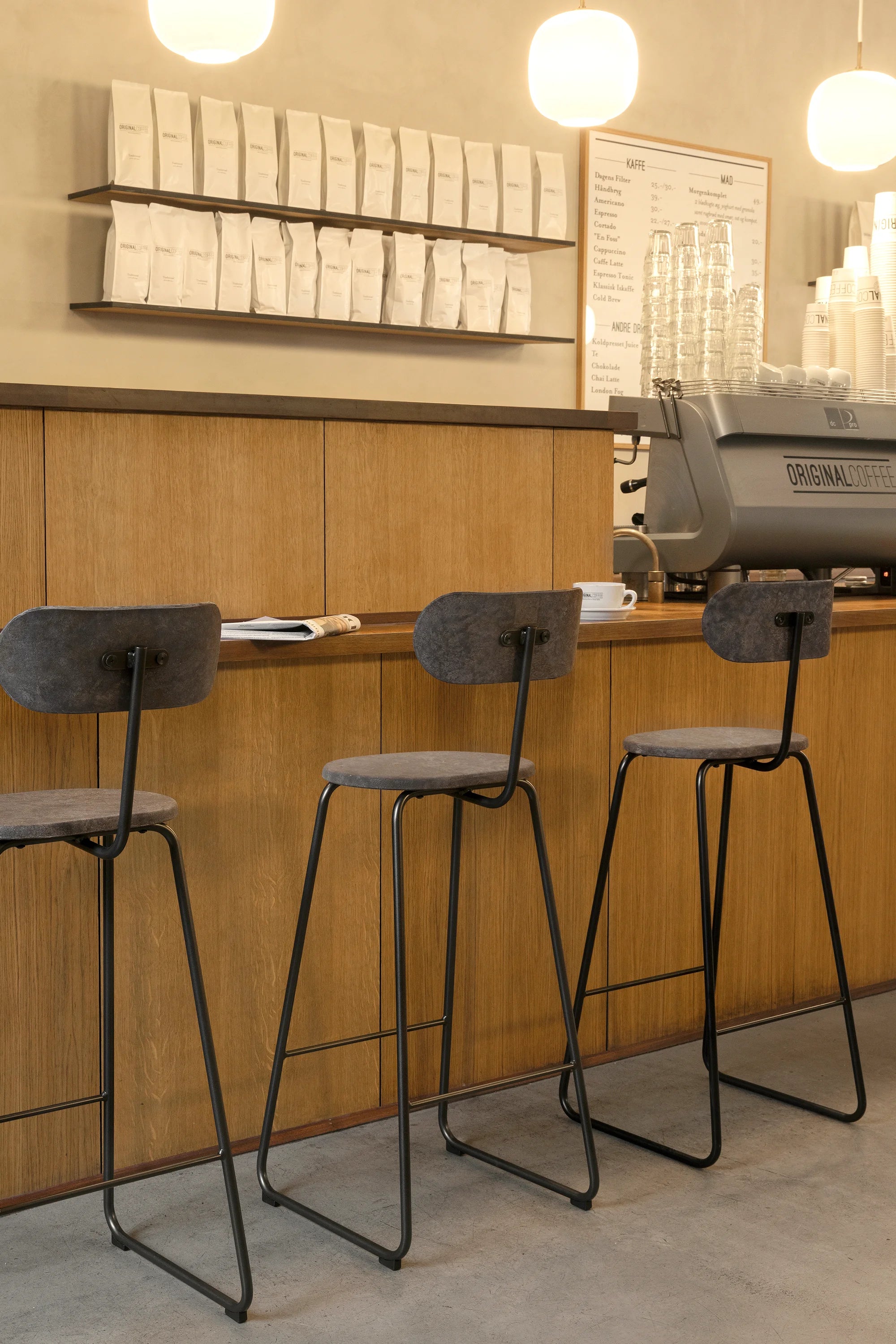 Earth Counter Chair