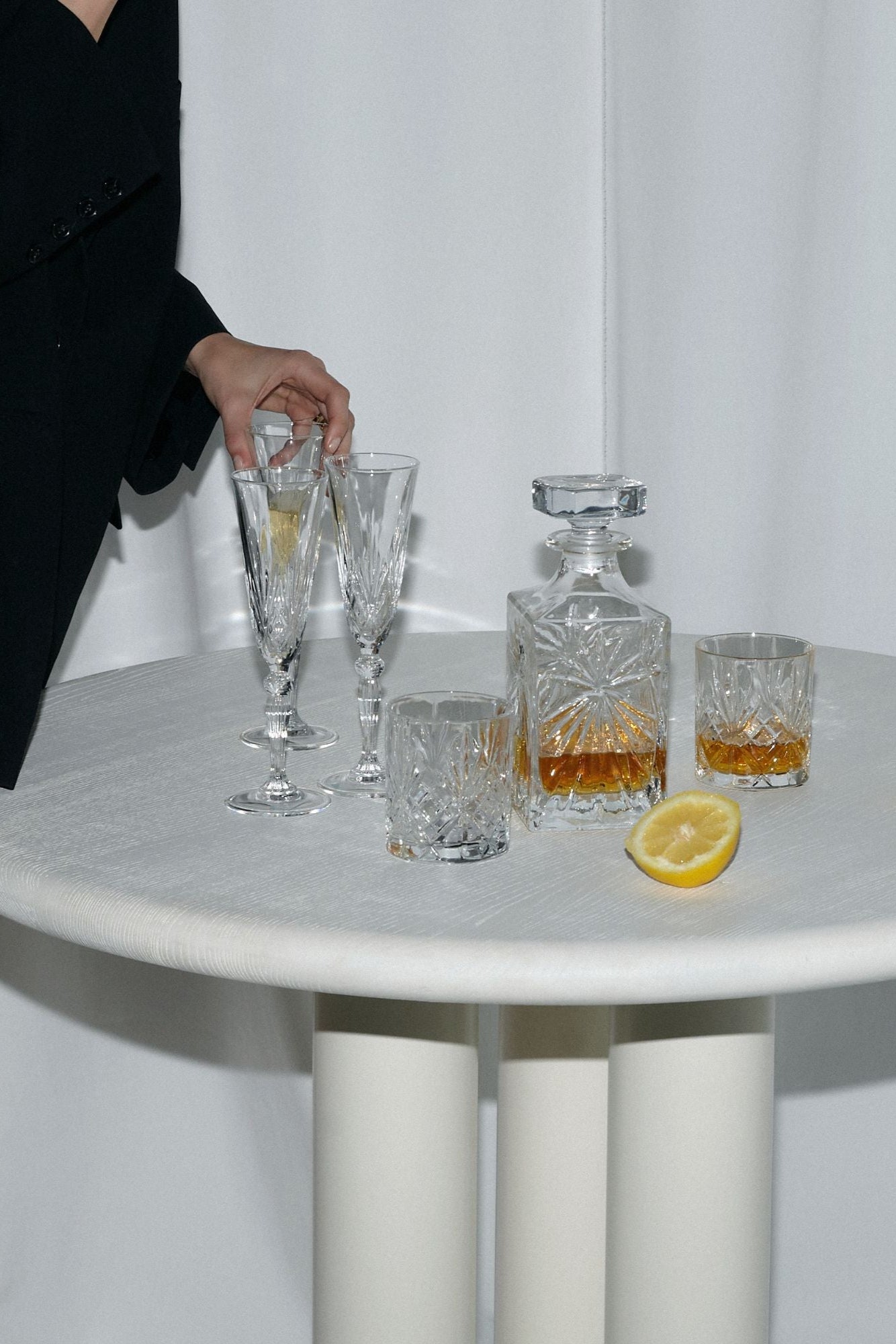 Object 088 Round Dining Table by NG DESIGN - THAT COOL LIVING