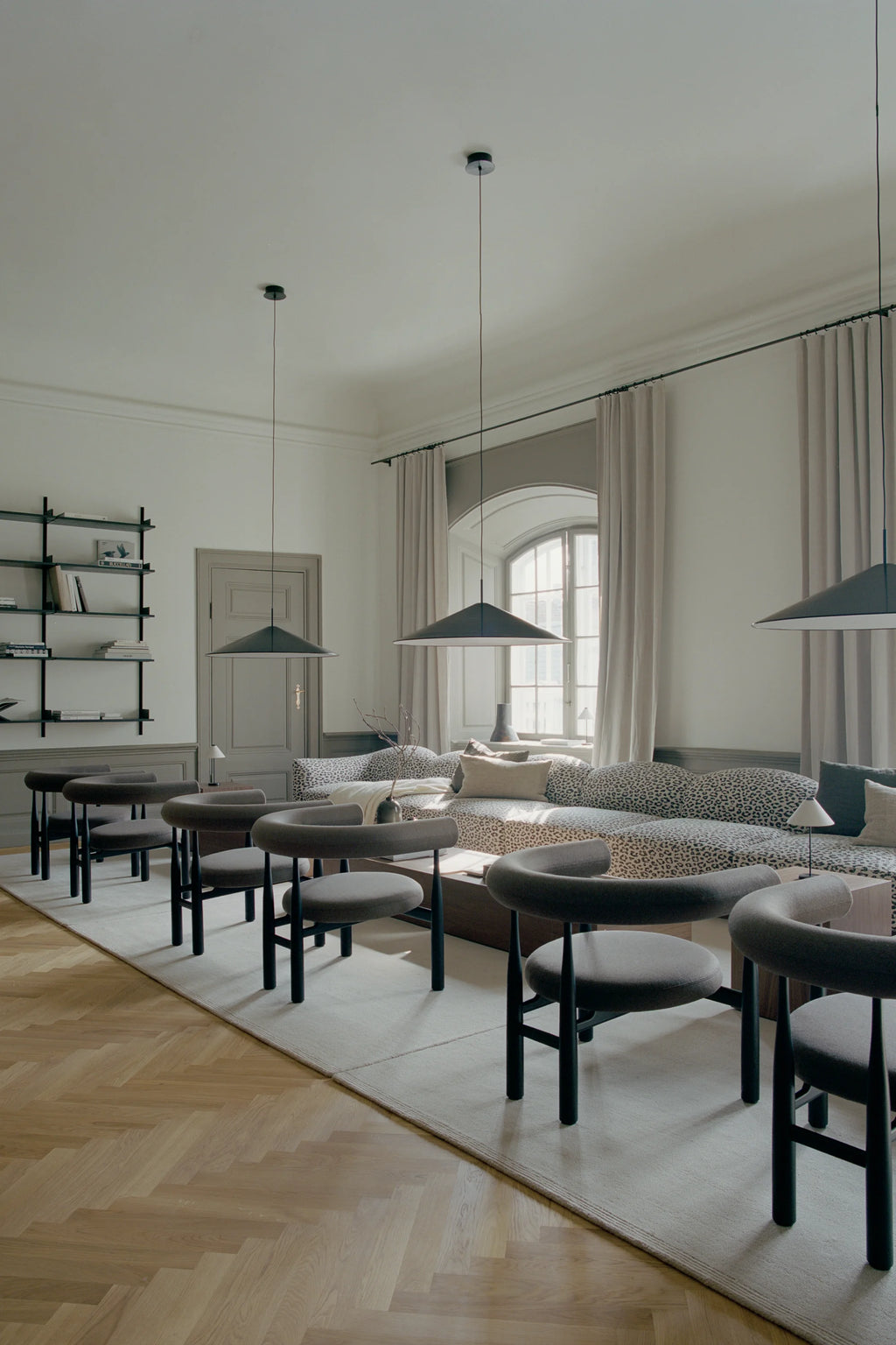 Bukowski Lounge Chair