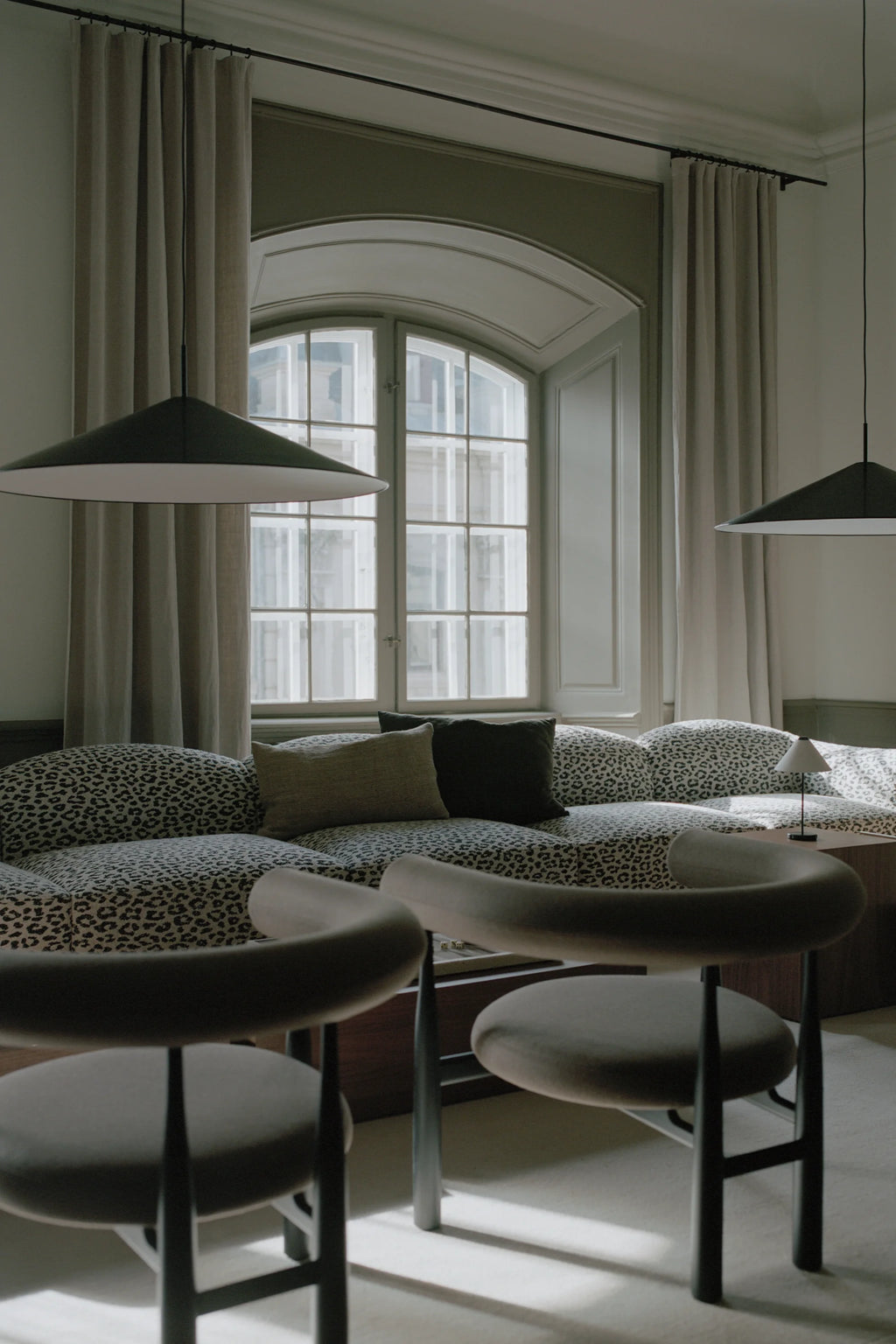 Bukowski Lounge Chair