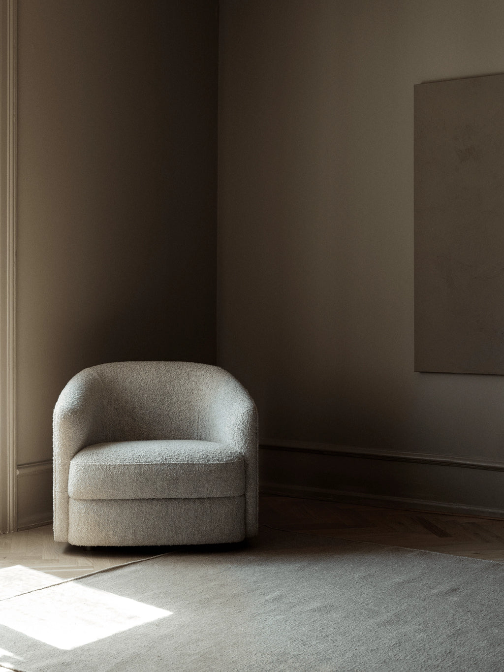 Covent Lounge Chair