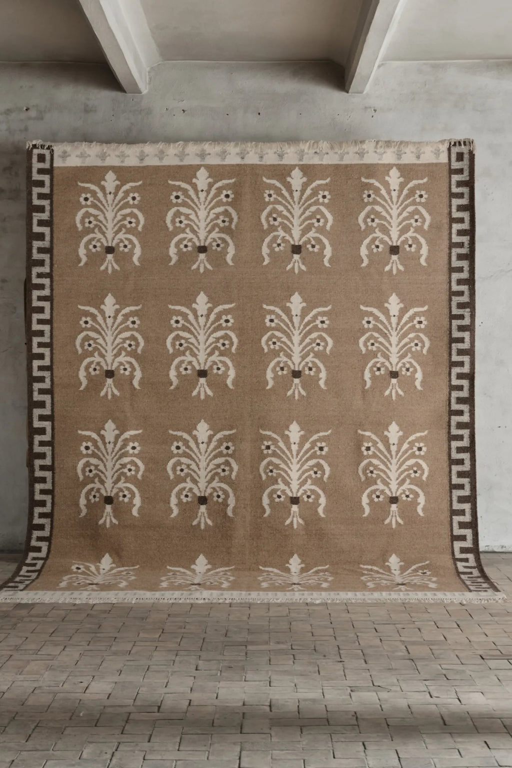 Hand-woven grey and white geometric patterned Rug No24 for modern home decor