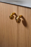Noelle Knob