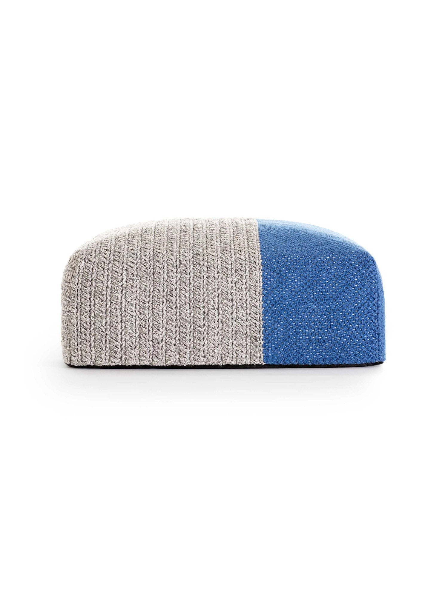 Mangas Outdoor Pouf