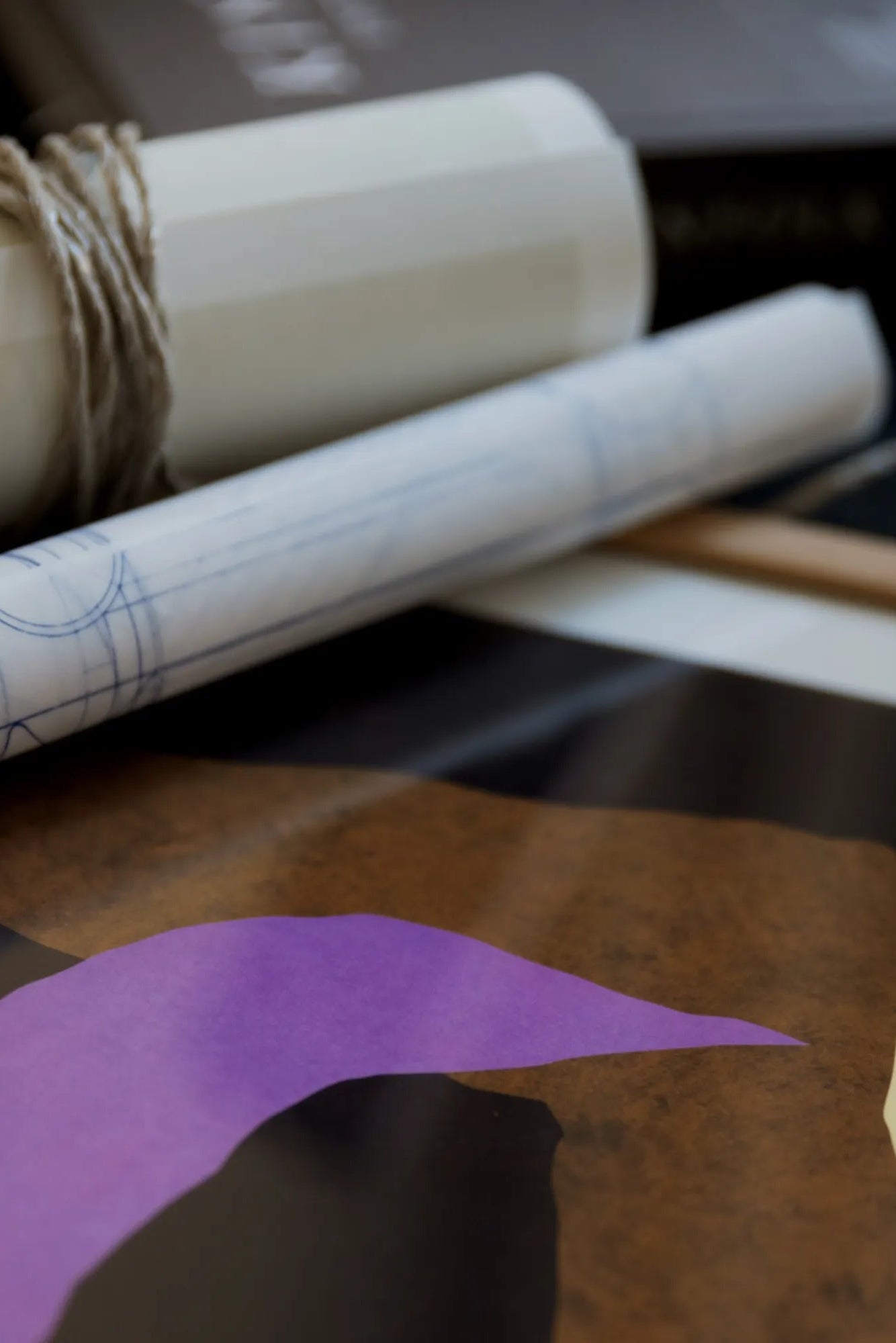 Blind Eye no 04: A sleek and modern window blind with adjustable slats for controlling light and privacy in any room