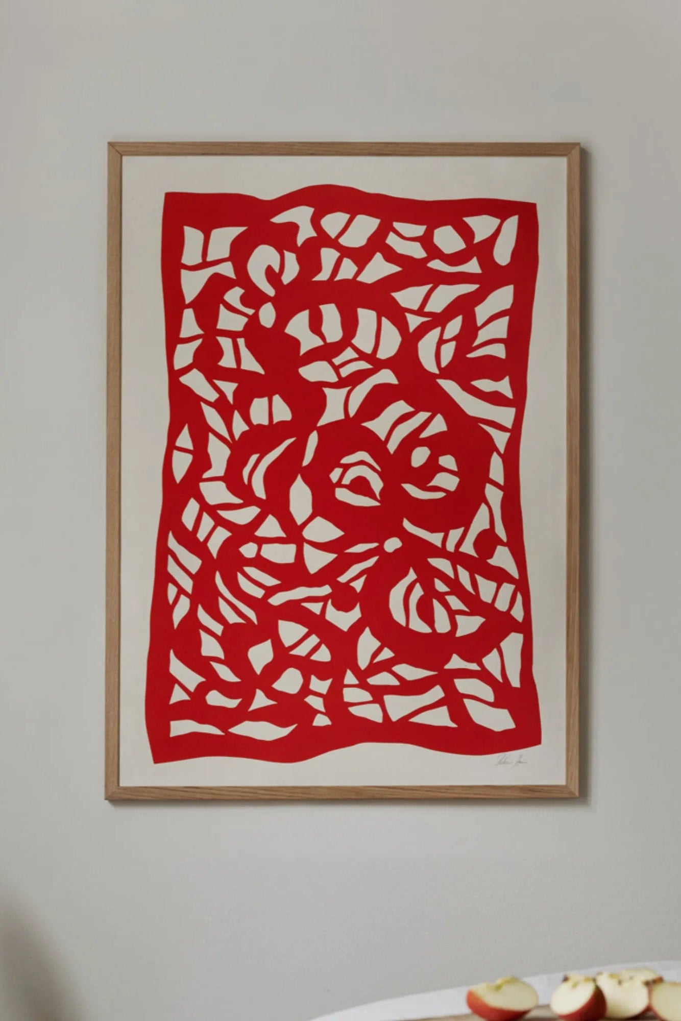 Root no 04 - High-quality and durable plant container with a modern aesthetic