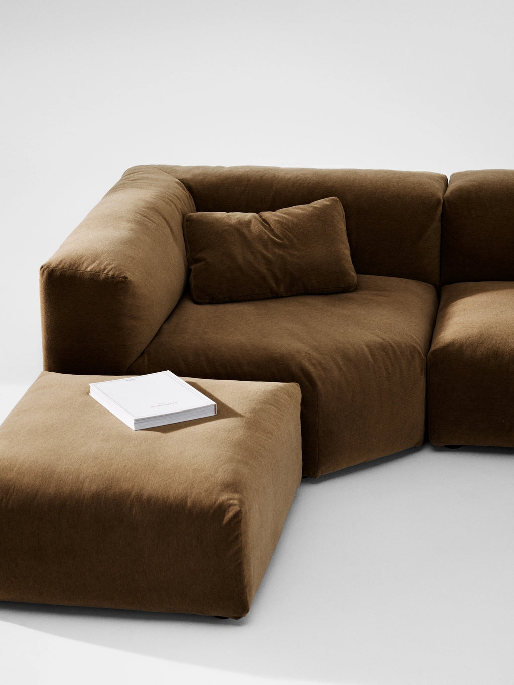 Reposé Sofa