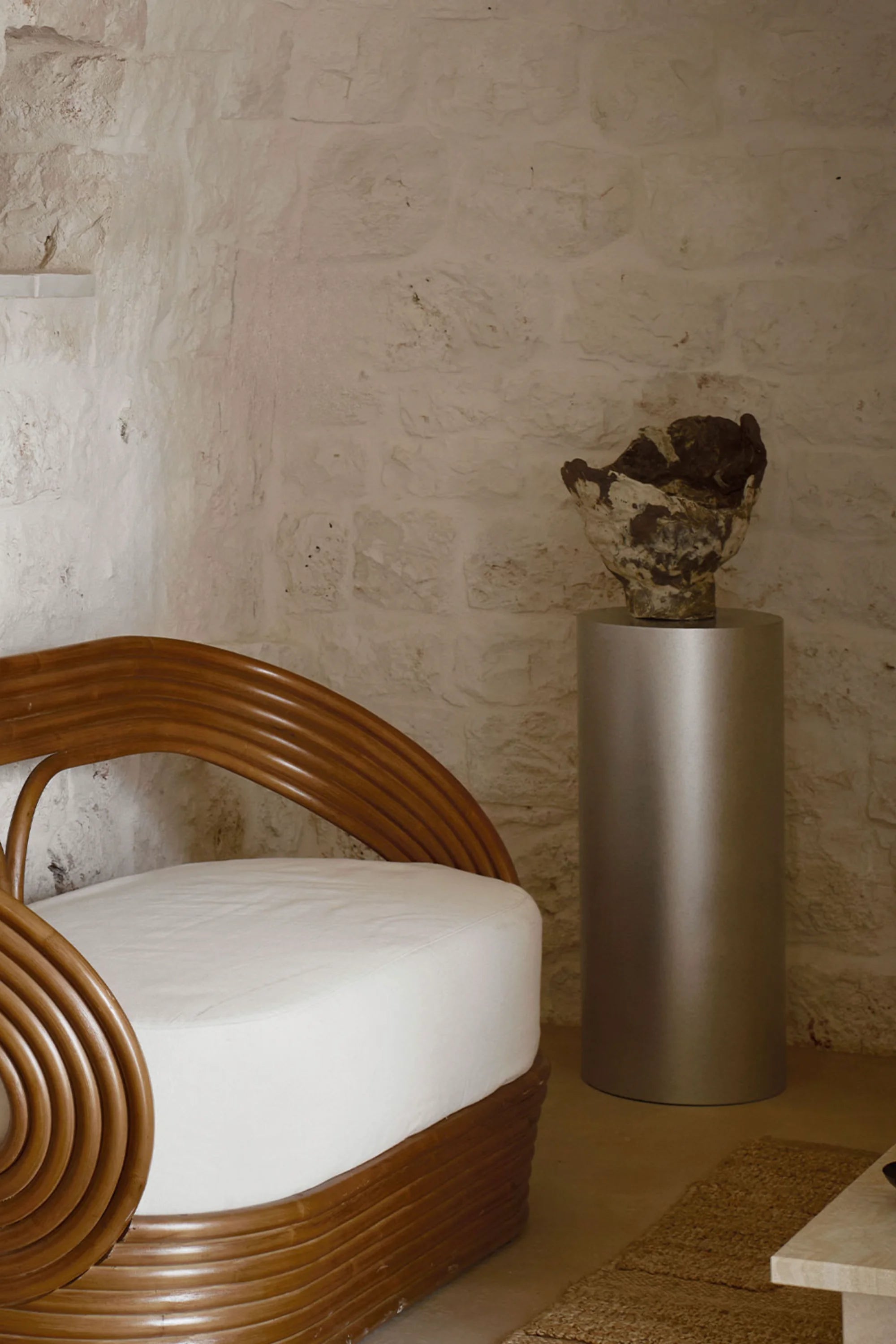 Brushed Metal Pedestal Stand - Round