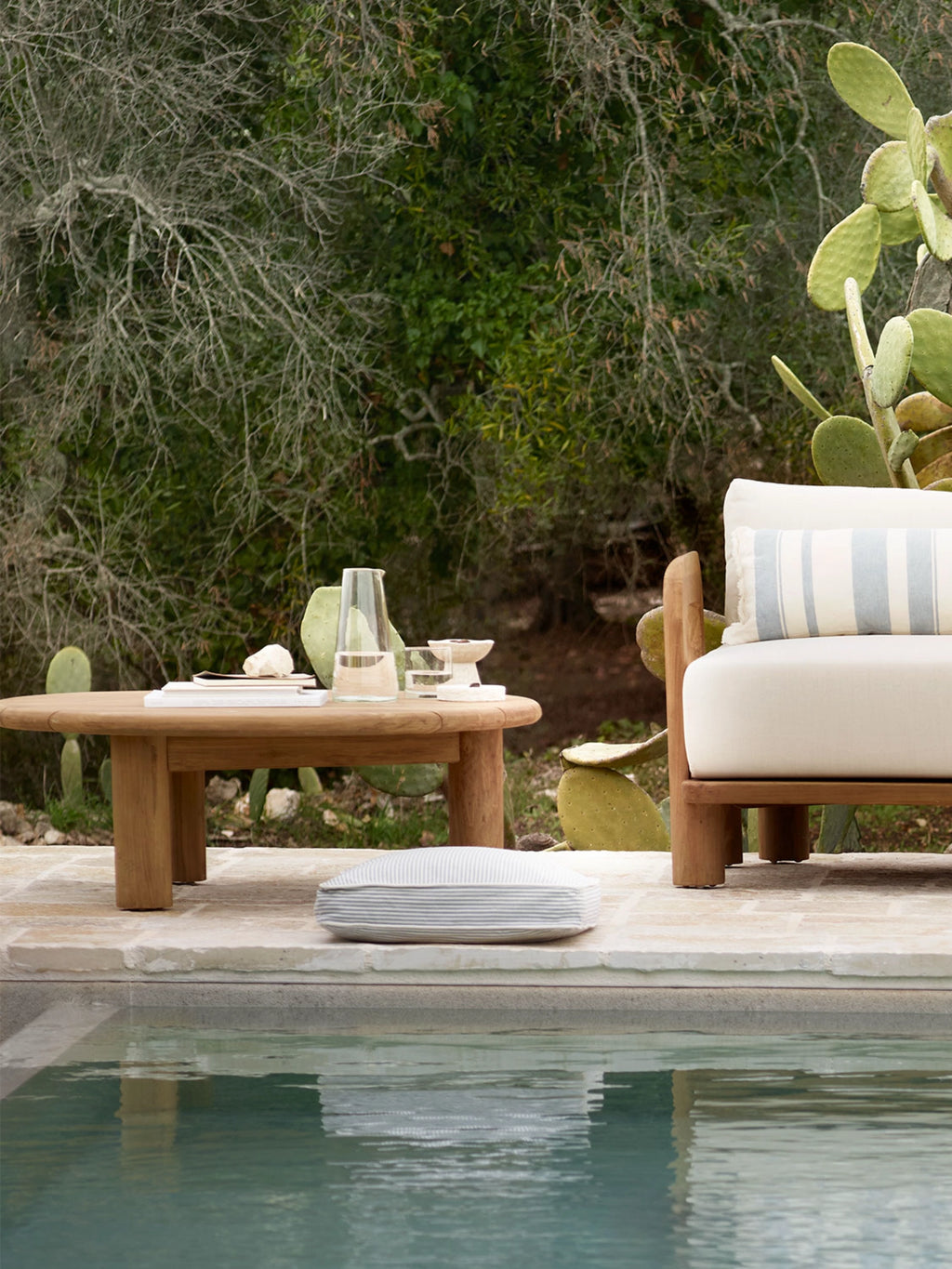 Outdoor Recycled Teak Coffee Table