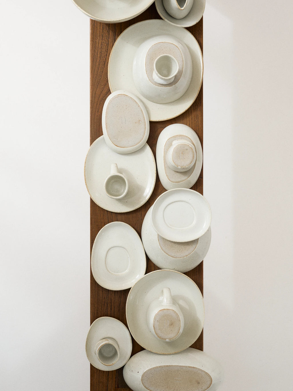 Out of Lines Full Tableware Set
