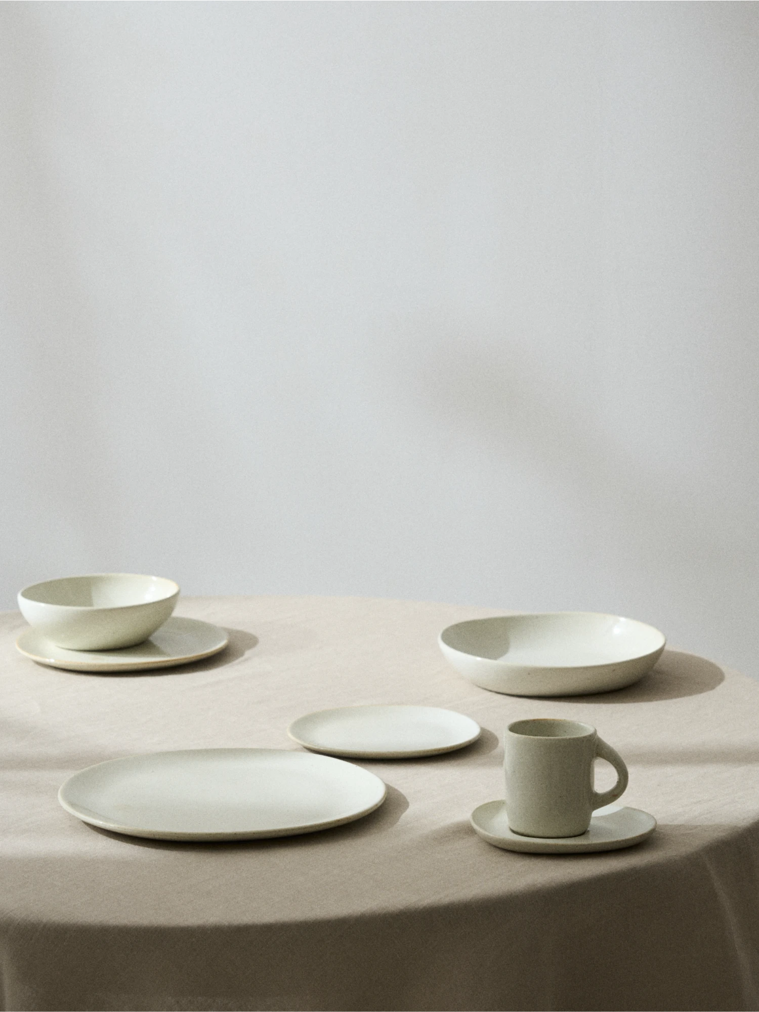 Out of Lines Full Tableware Set by Serax - THAT COOL LIVING
